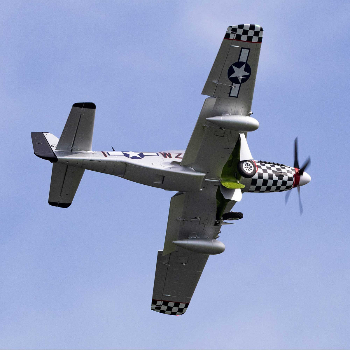 Avion E-flite P-51D Mustang 1,5 m PNP avec AS3X+ et SAFE Select EFL-3360 - Breizh Modélisme.