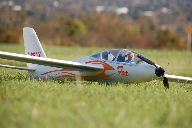 FMS Planeur 1/6 Fox V2 2300mm PNP - FMS023 - Breizh Modélisme.