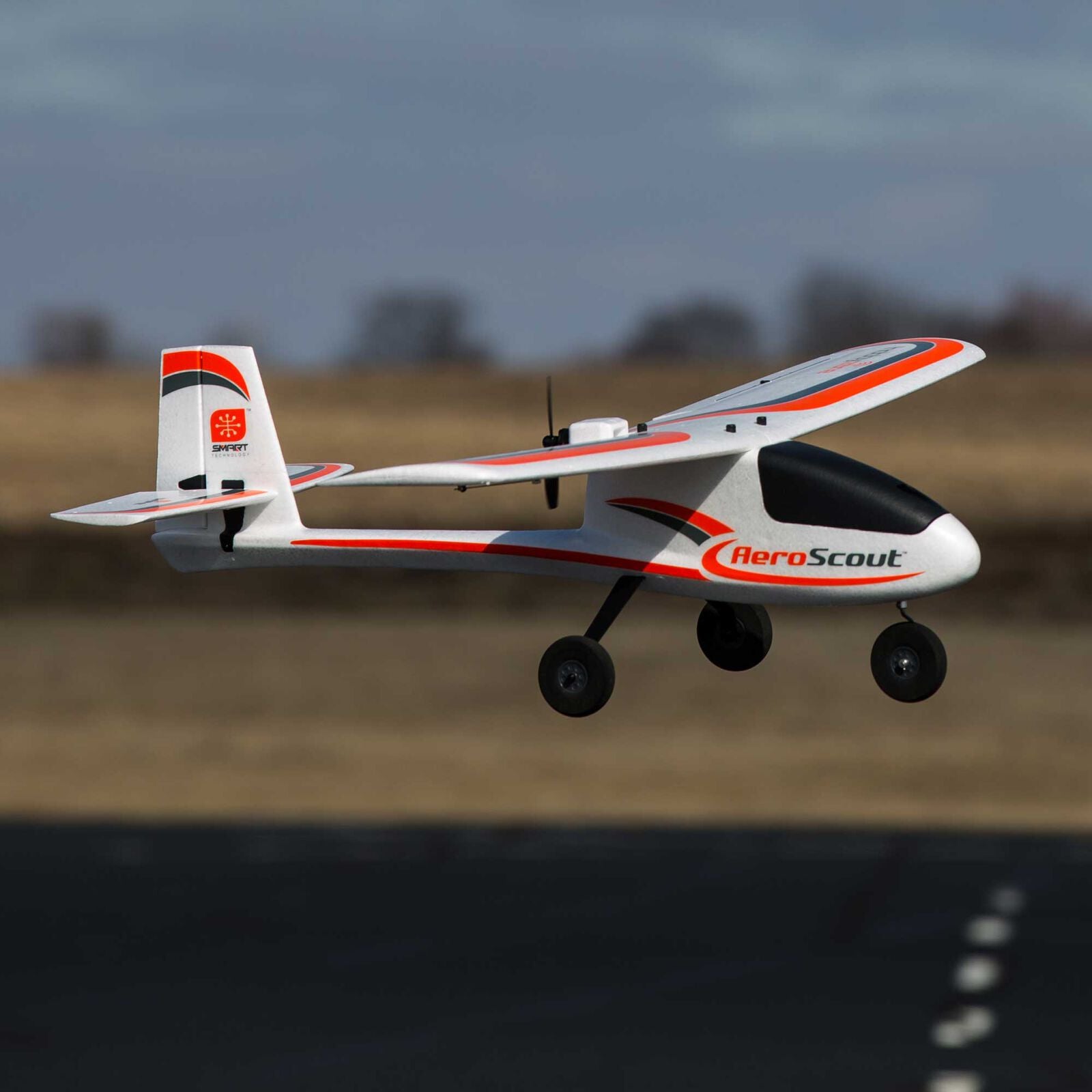 Avion RC HobbyZone AeroScout S 2 1.1m BNF Basic avec SAFE - Breizh Modélisme.