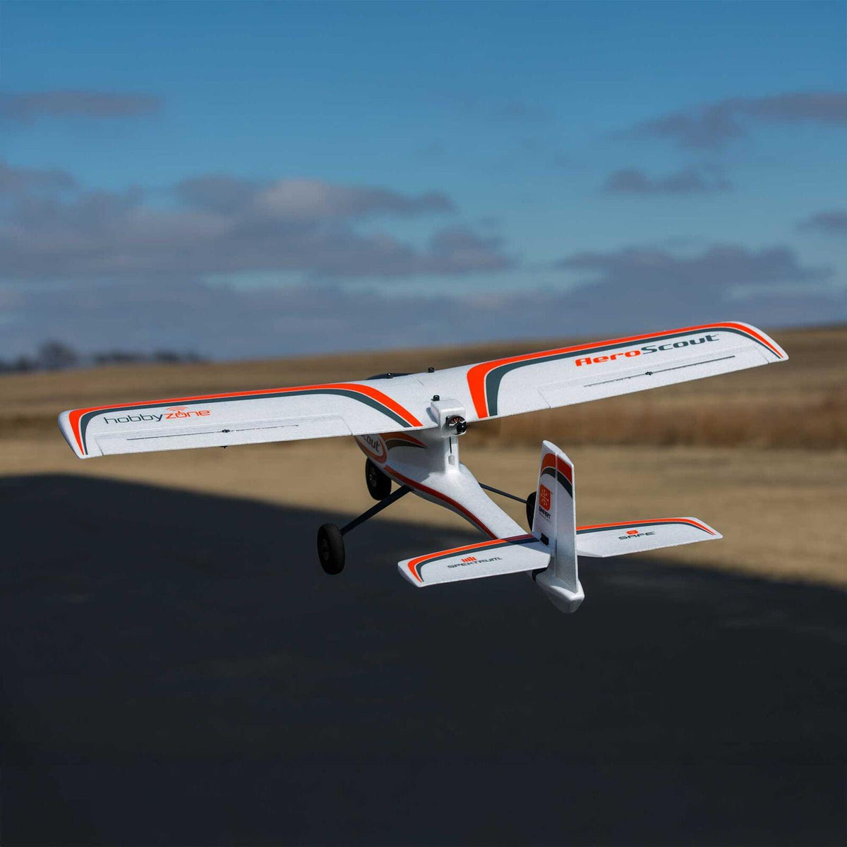 Avion RC HobbyZone AeroScout S 2 1.1m BNF Basic avec SAFE - Breizh Modélisme.