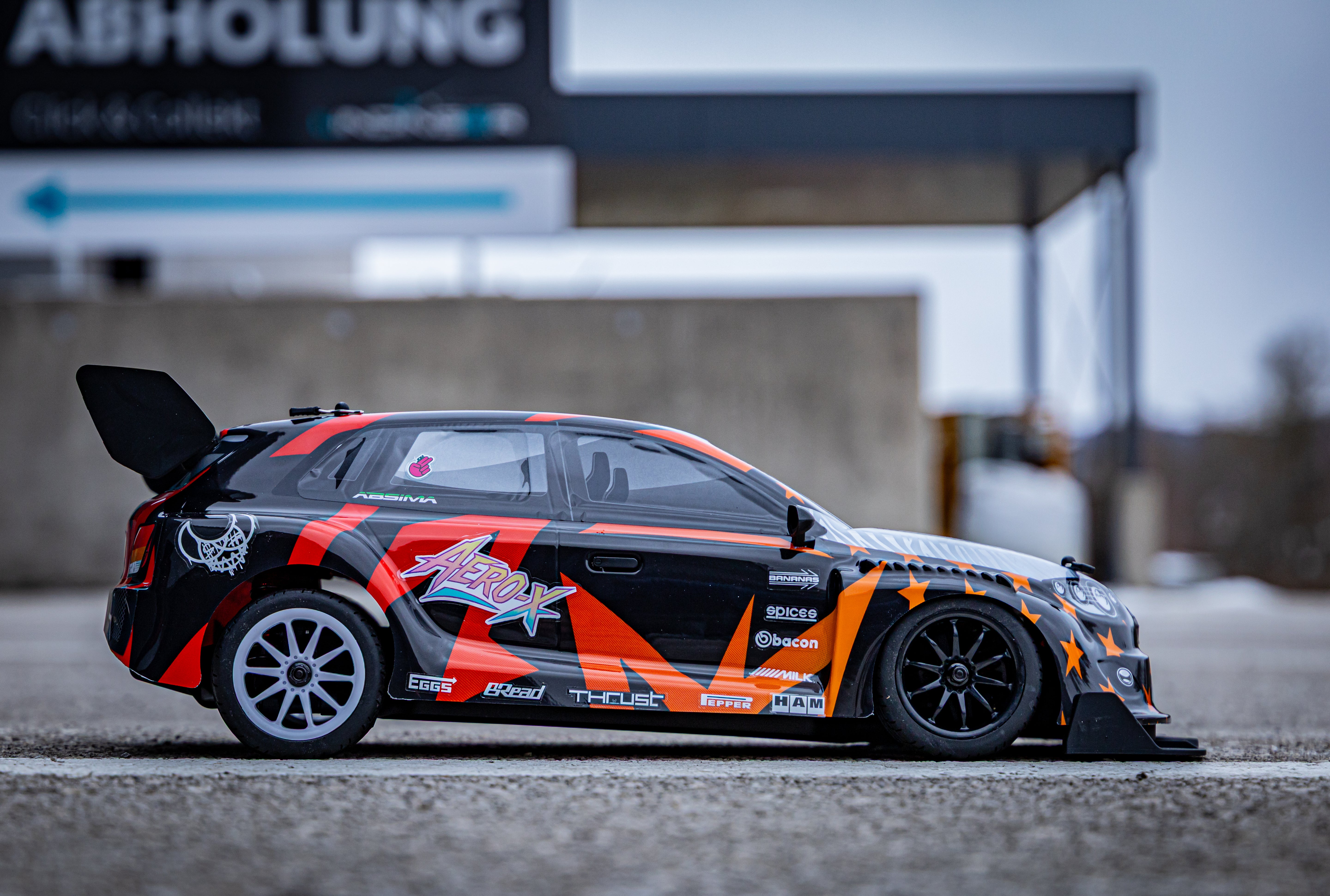 Piste Absima 1/10 "Aero-X" charbon 4WD RTR 12230 version Pack