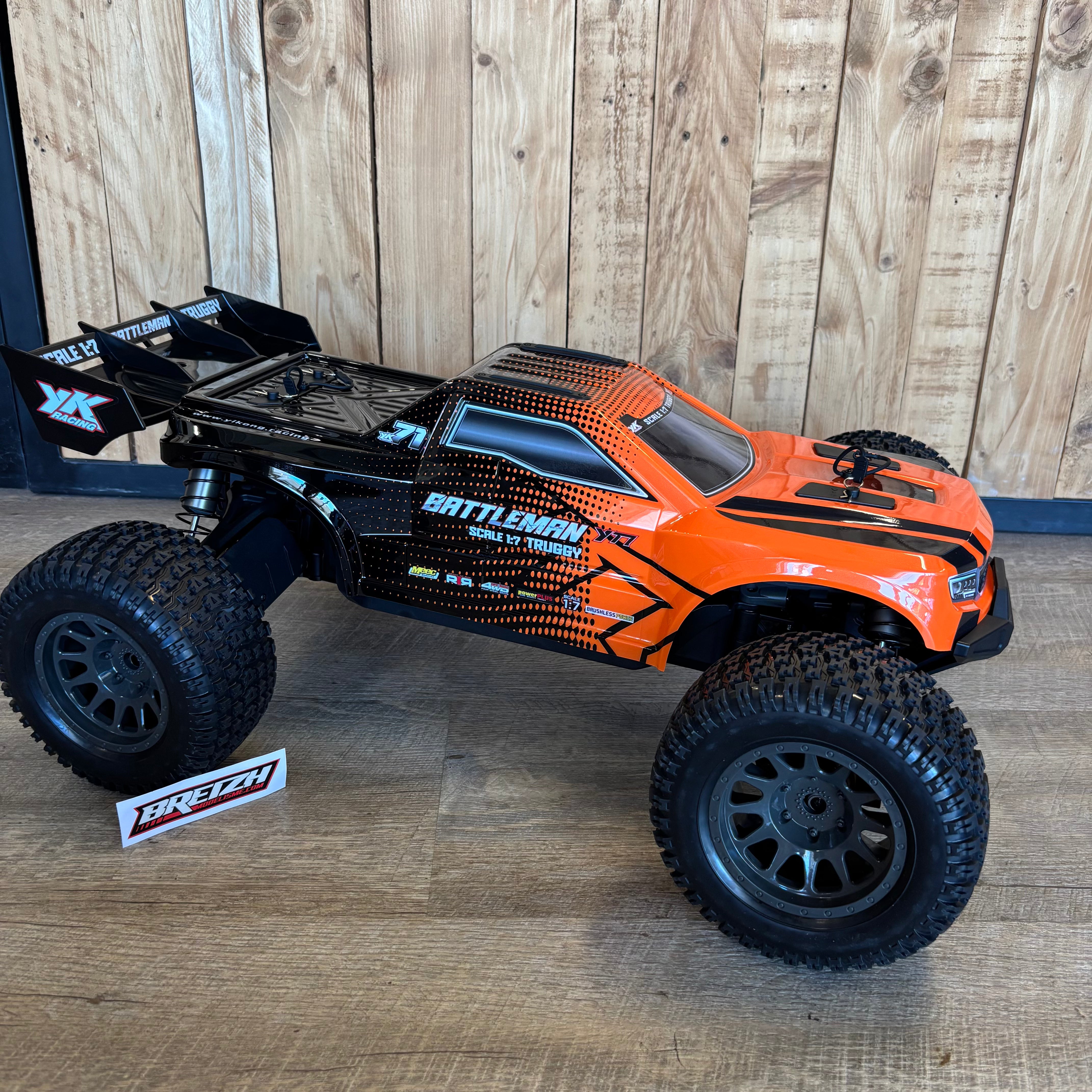 Yikong YT7 SE BATTLEMAN 1/7 Truggy 4WD Brushless Orange