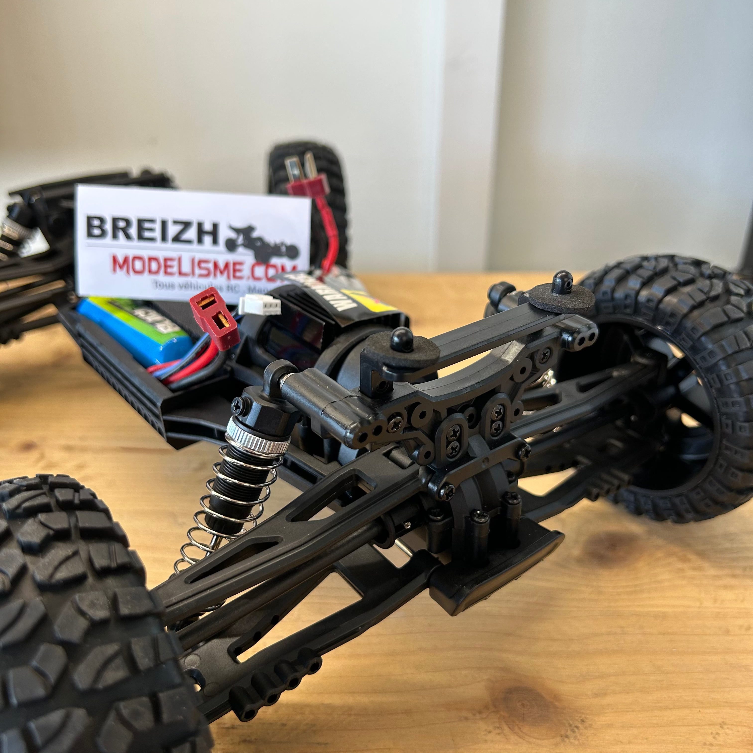 Voiture RC Blackzon Smyter MT XL avec leds 540111