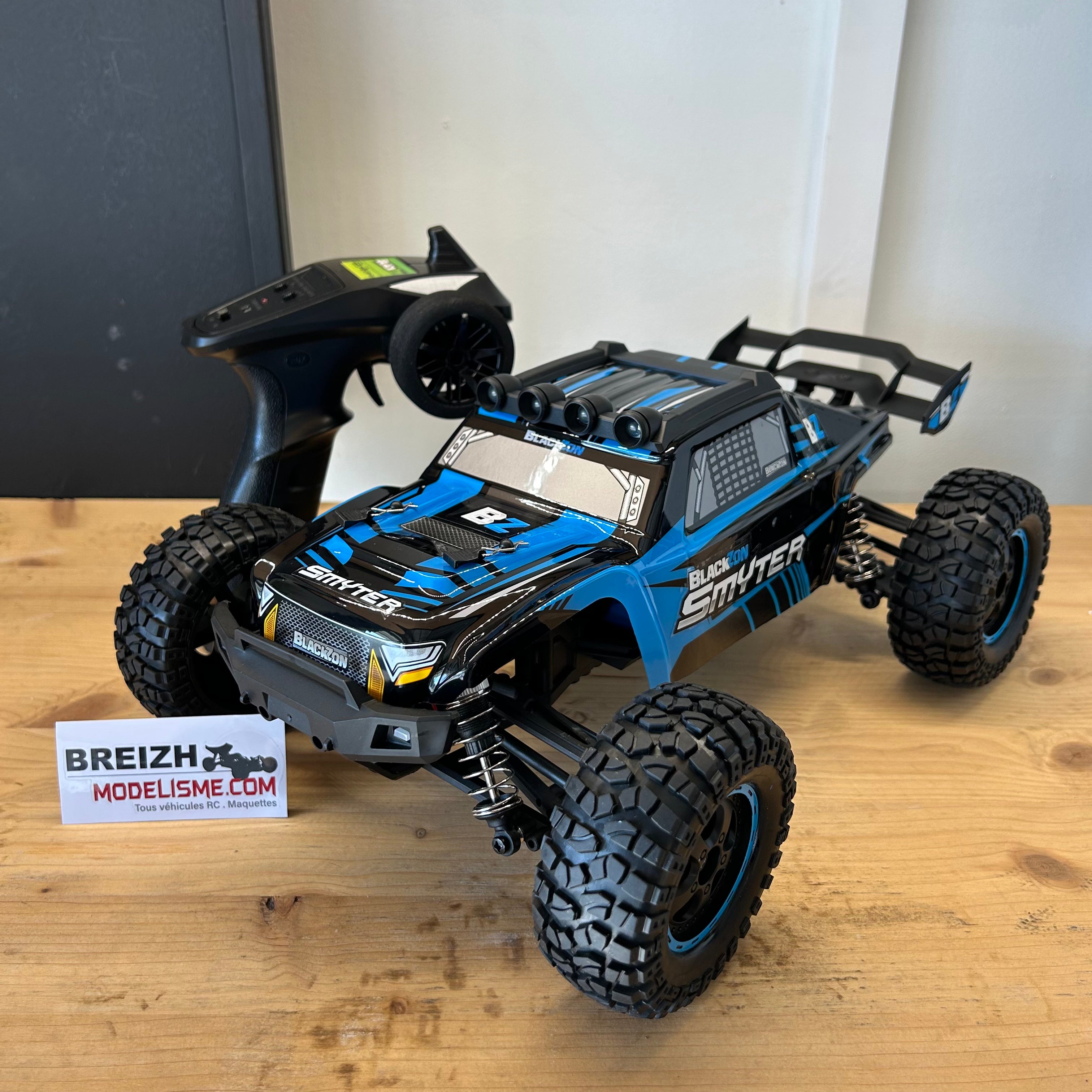 Voiture RC Blackzon Smyter DT XL avec leds 540113