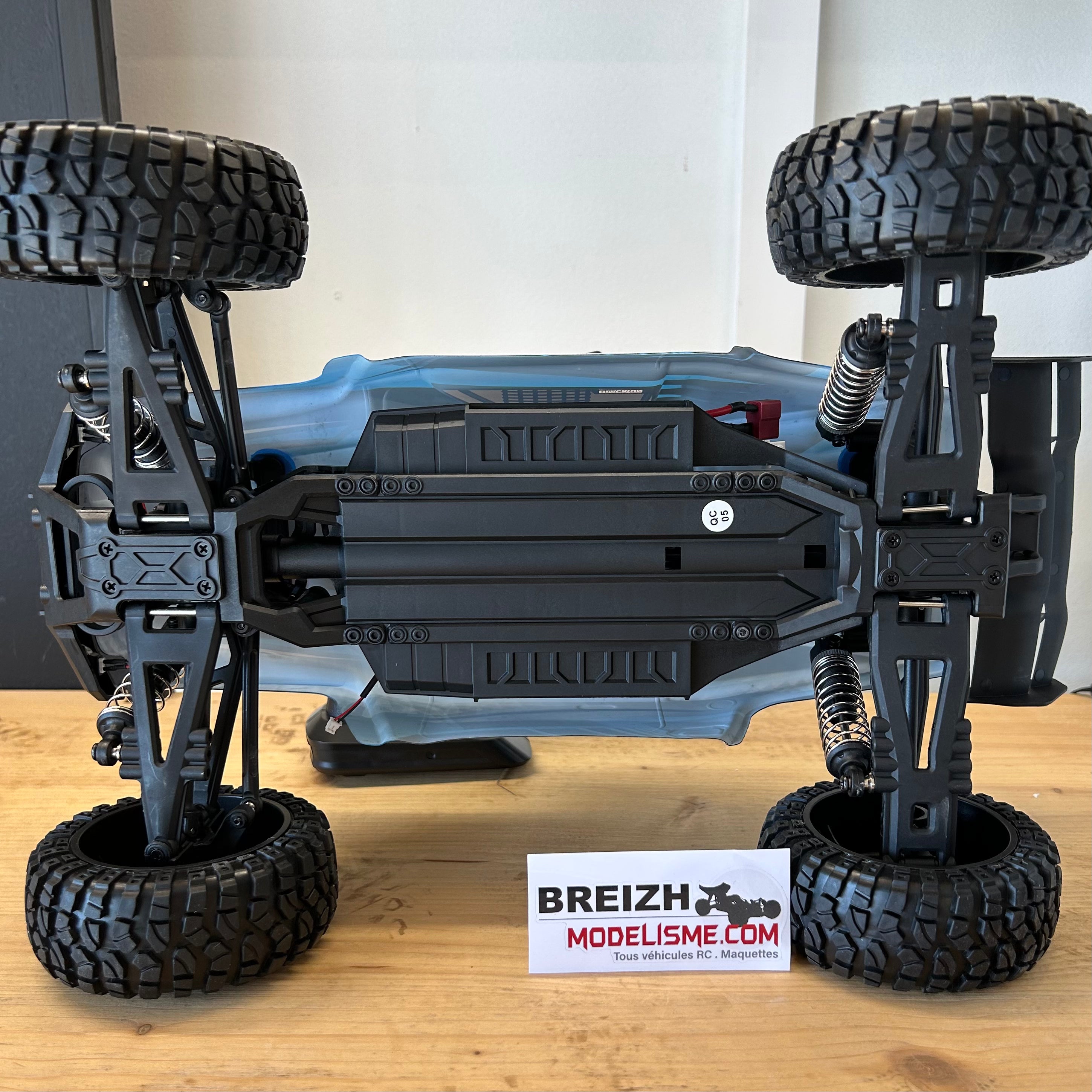 Voiture RC Blackzon Smyter DT XL avec leds 540113