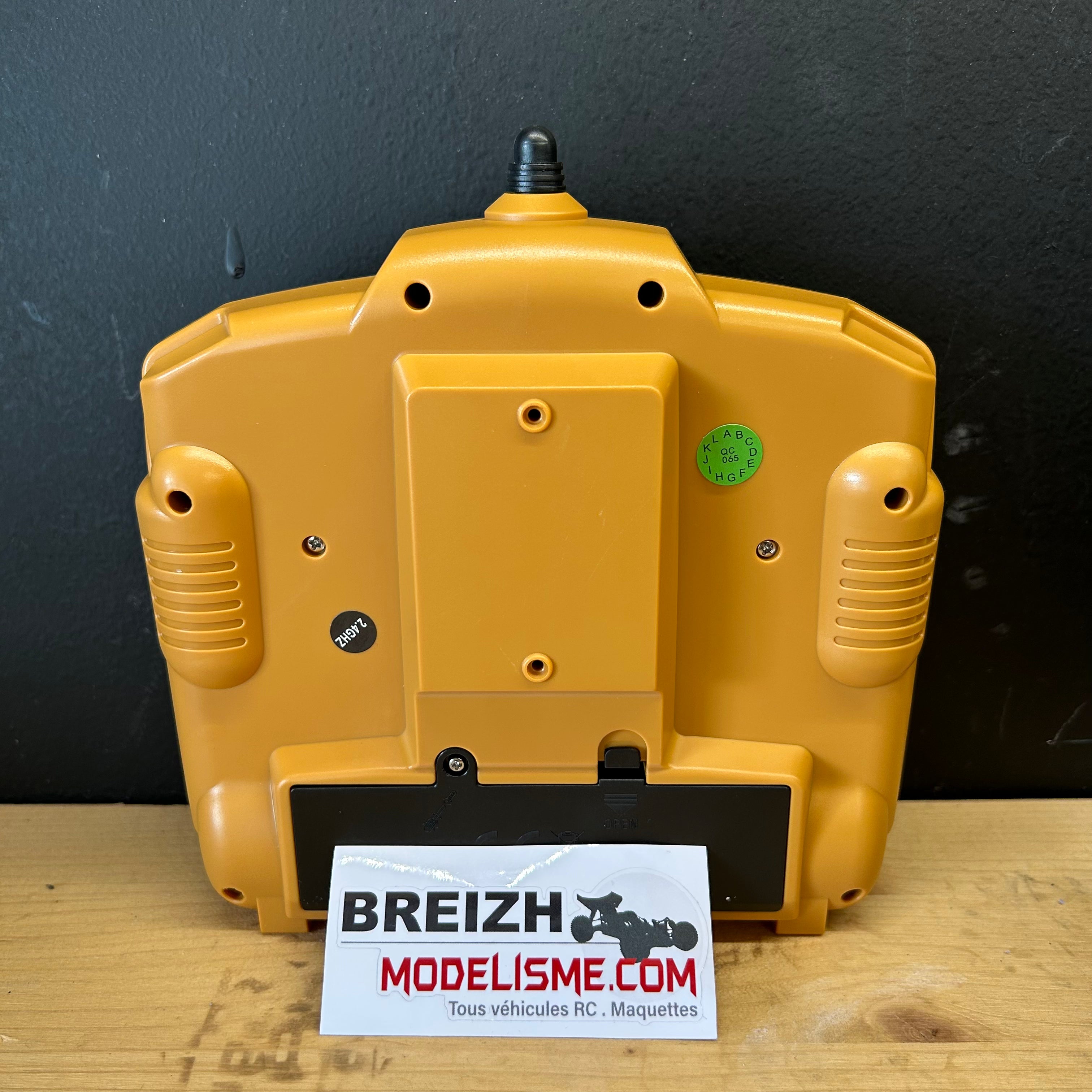 Camion Benne RC en Métal 1/14 - Huina 1573