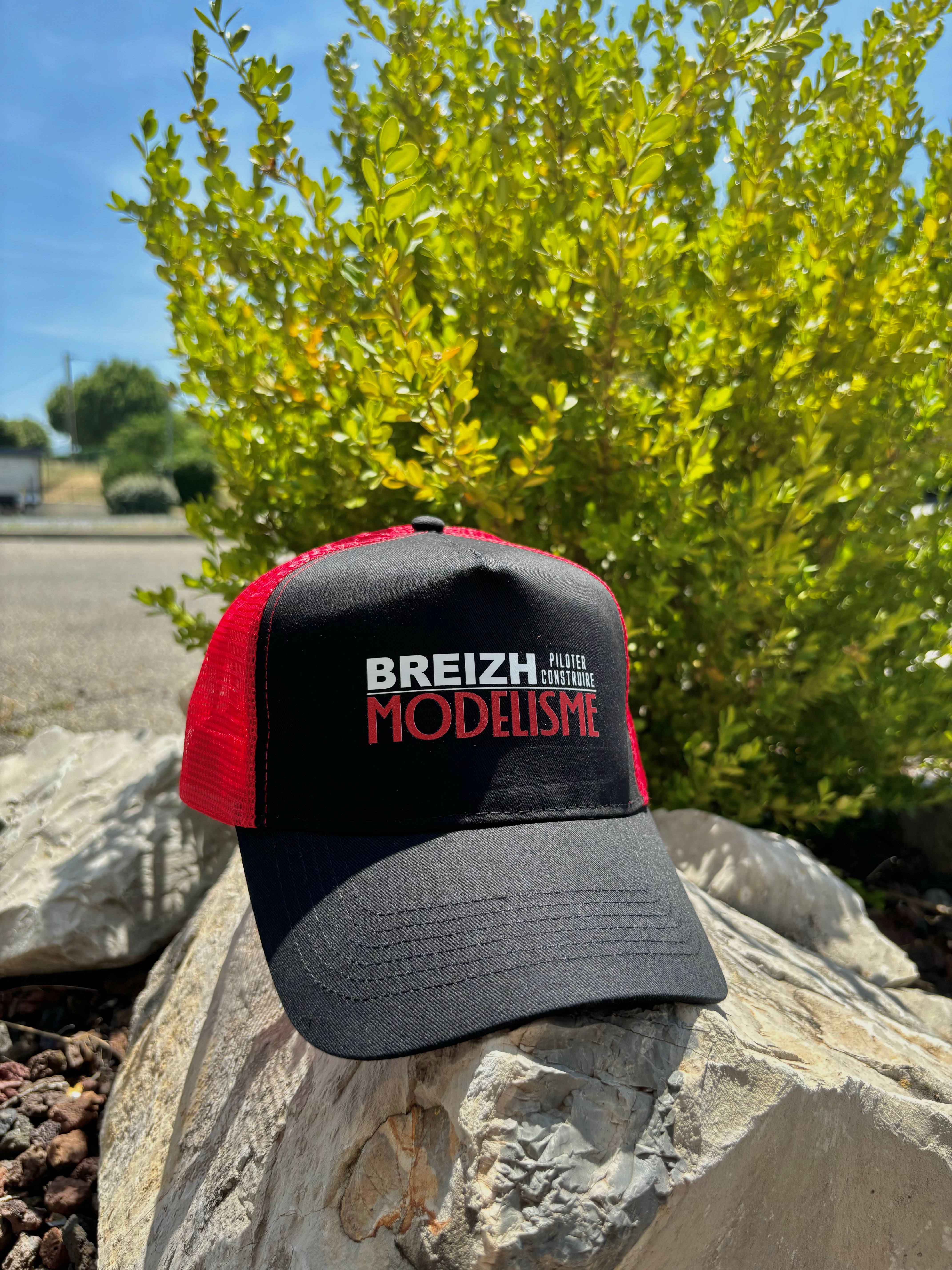 Casquette Breizh Modelisme trucker rouge noir - Breizh Modélisme.