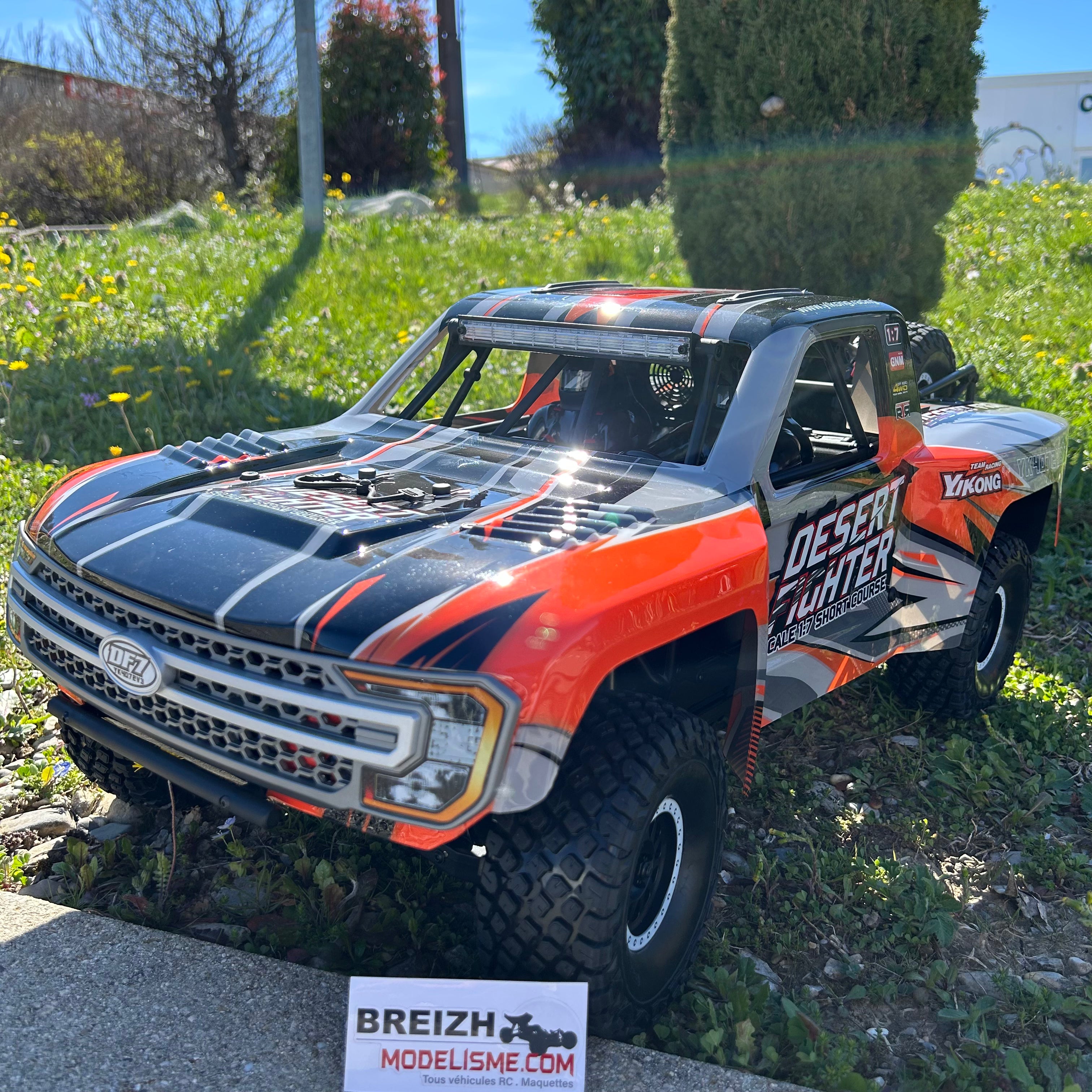 Short Course Desertfighter Yikong DF7 V3 1/7 rouge - YK4072B