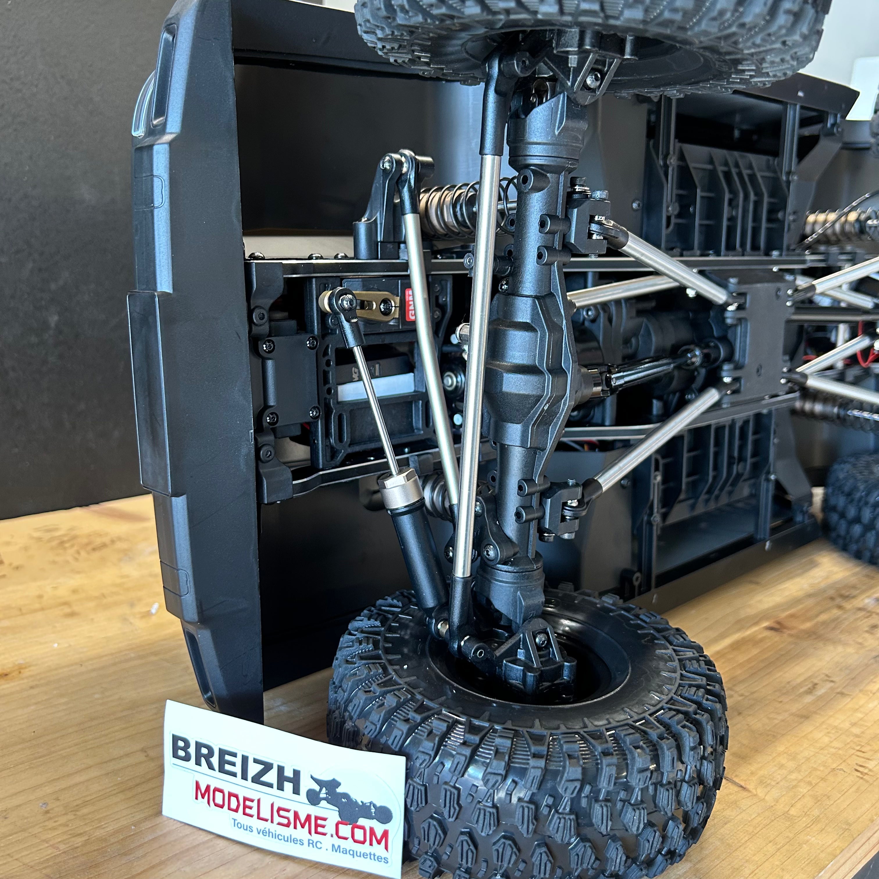 Crawler Yikong 1/8 4WD Gris YK4084