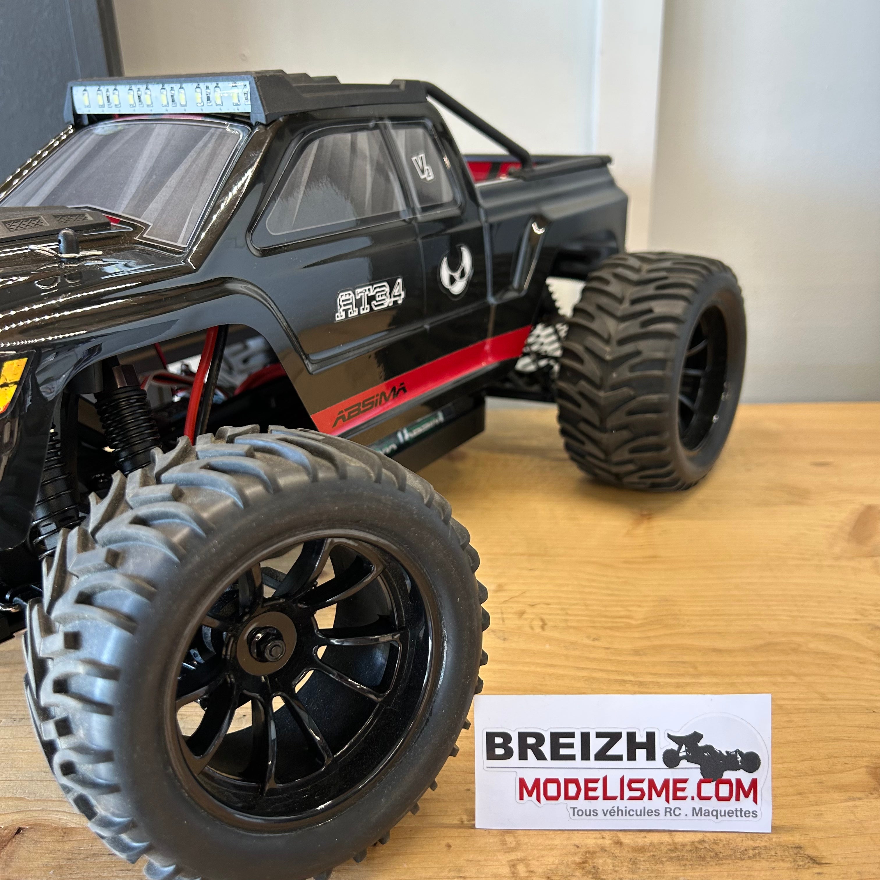 Absima Monster Truck AMT3.4 V2 Brushed 4WD RTR 12224V2