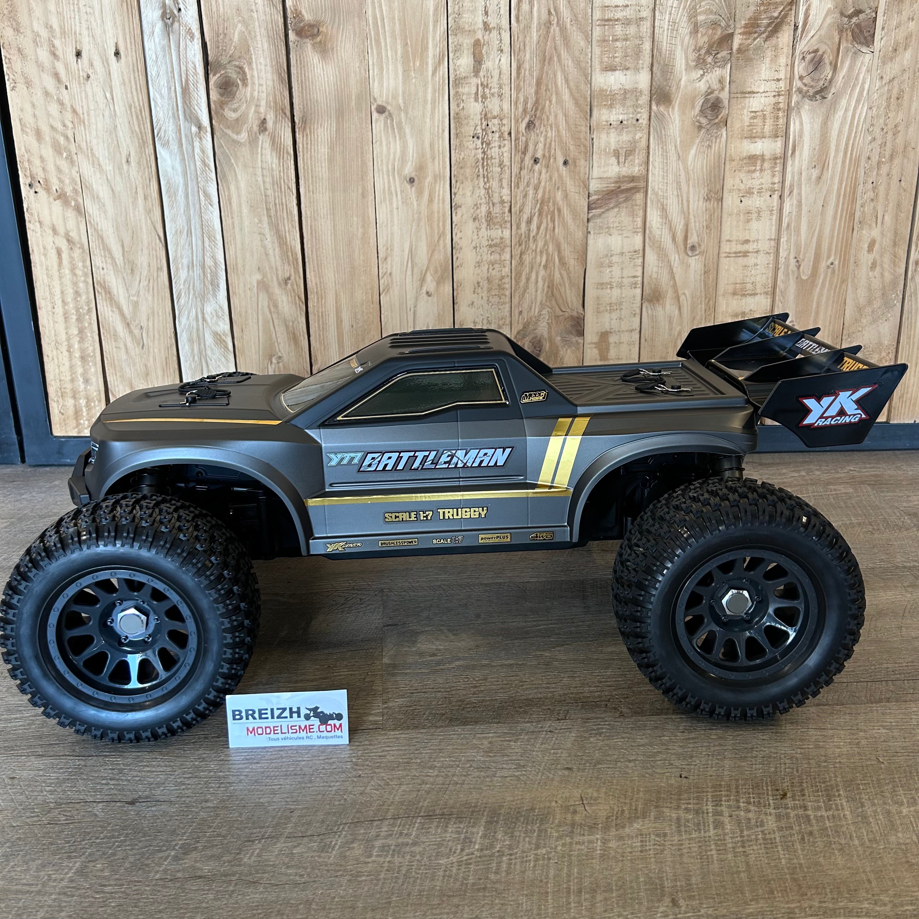 Yikong YT7 Pro Battlemann 1/7 Truggy 4WD Brushless gris 90km/h