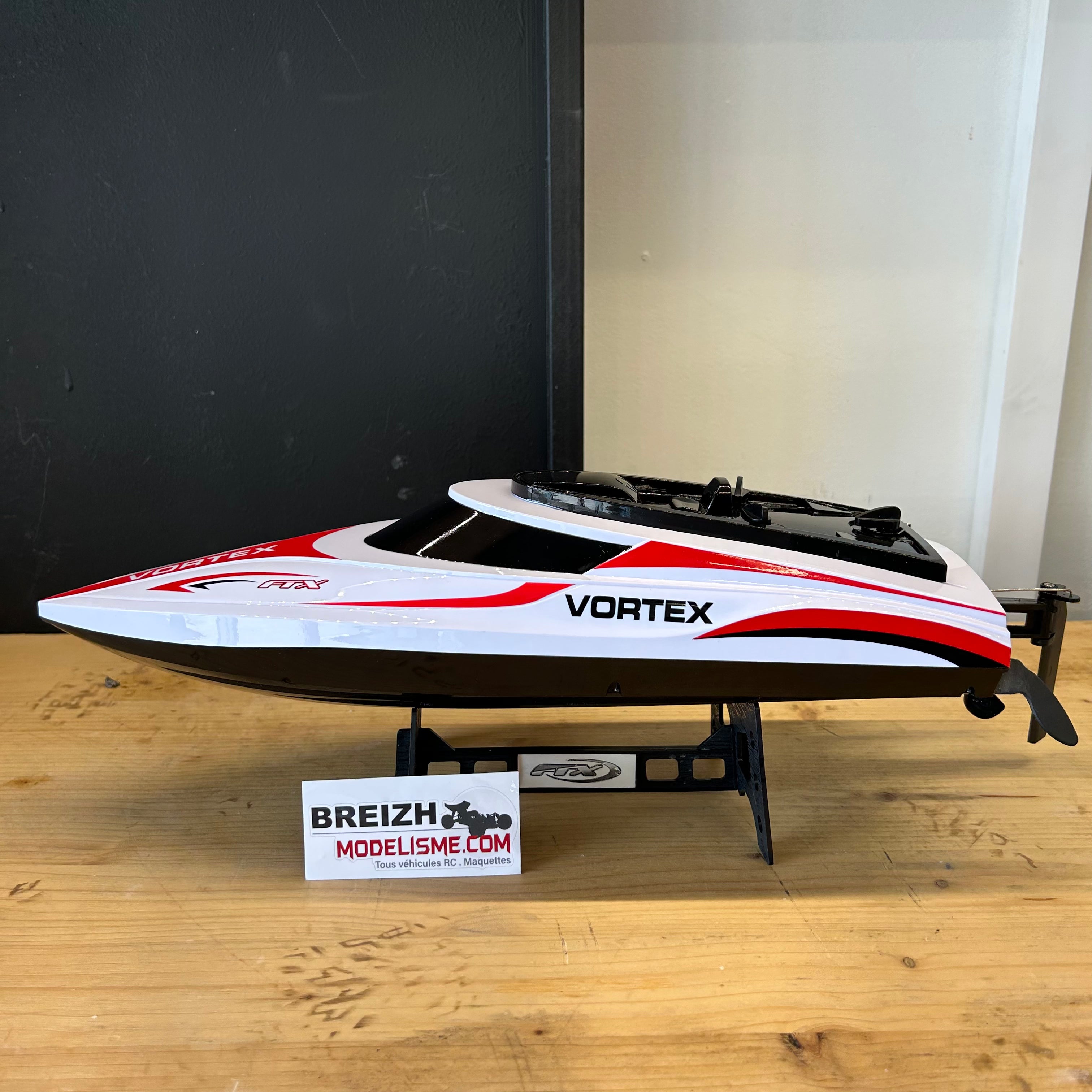 Bateau de course télécommandée haute vitesse FTX Vortex 44cm - FTX0700