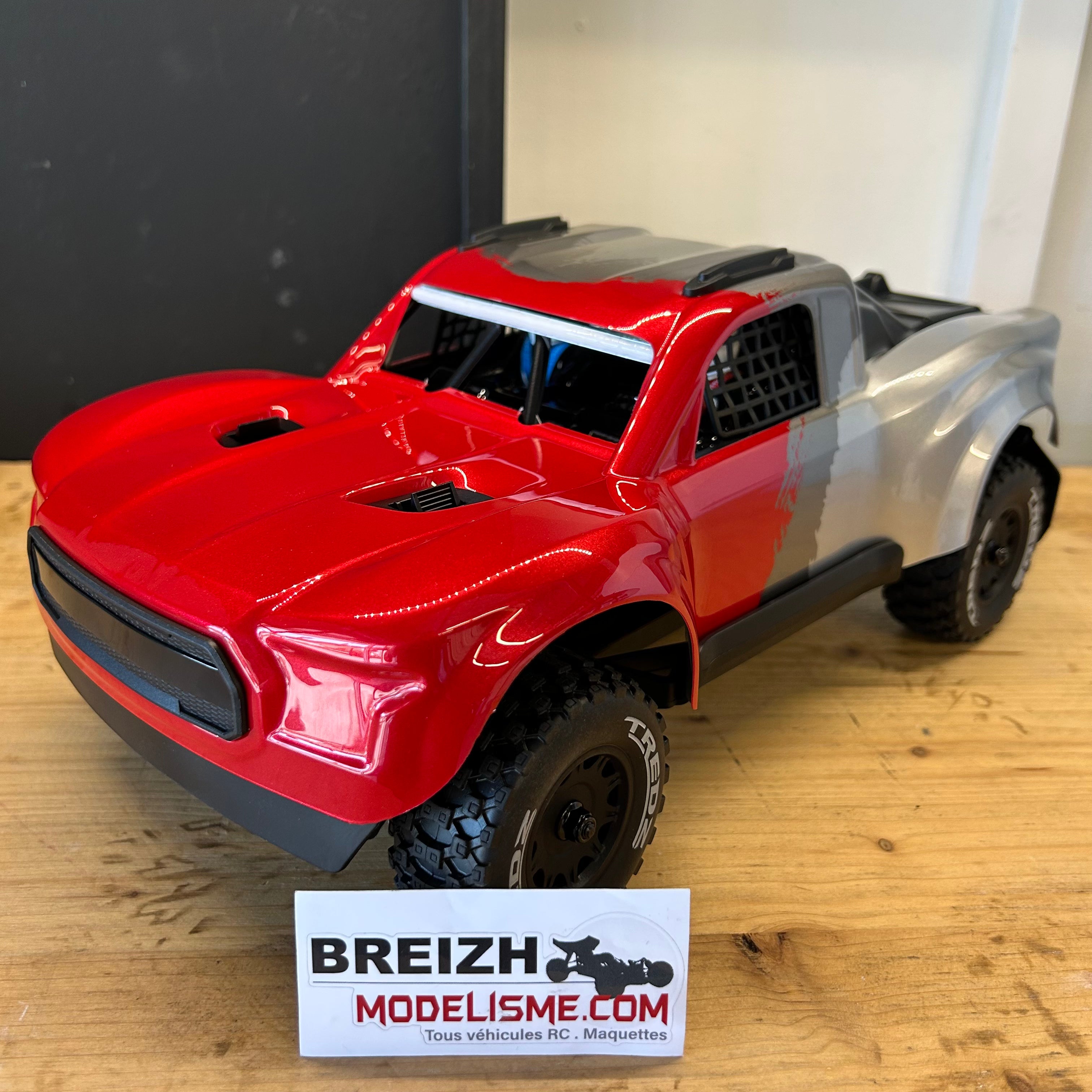Short course 2S 38km/h Maverick QByte SC Flux 1/12 Brushless RTR 4WD rouge MV151201