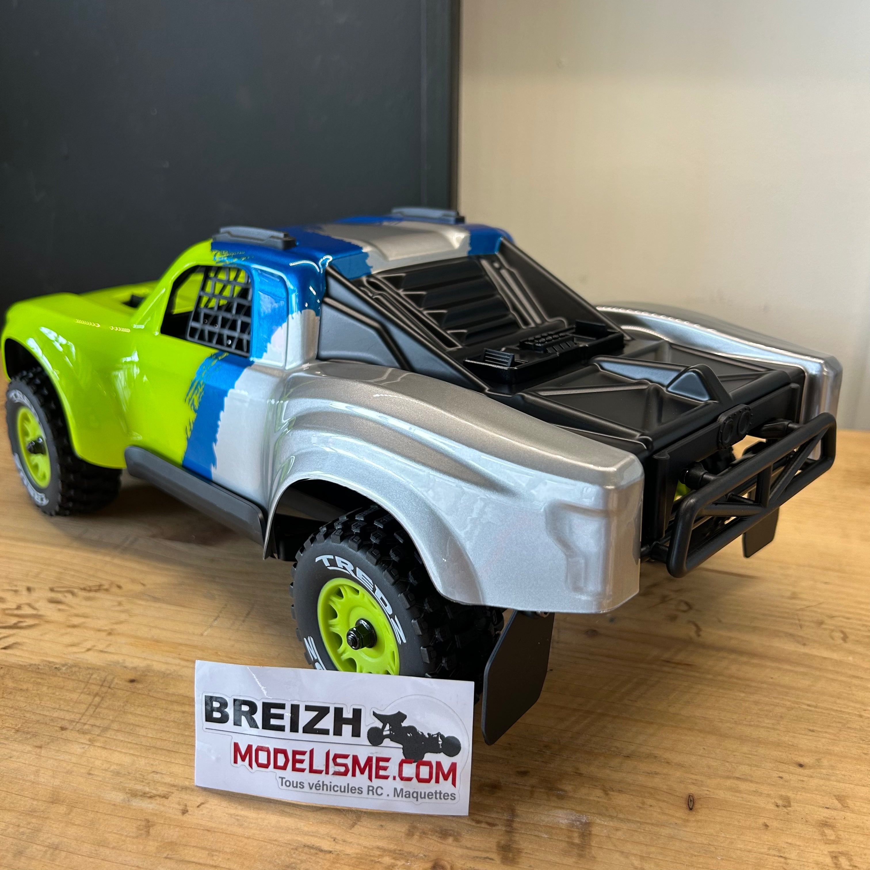Short course 3S 80km/h 1/12 Maverick QByte SC Flux PRO Brushless RTR 4WD fluo MV151203