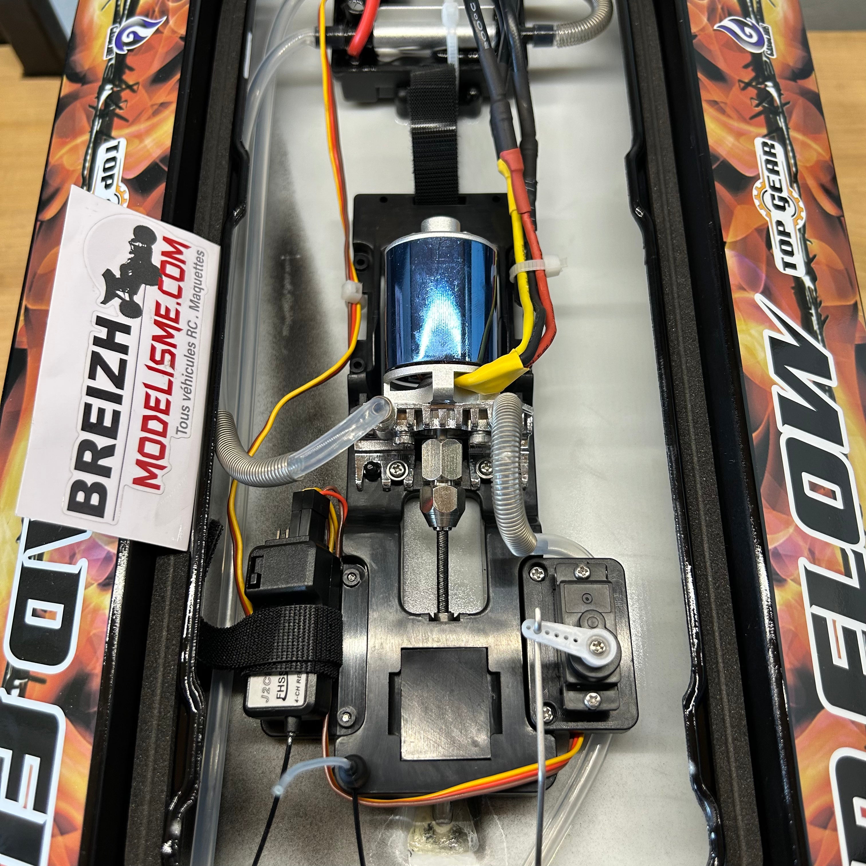 Bateau RC Joysway Mad Flow V3 F1 BL Brushless ARTR 55km/h - 8653V3ARTR