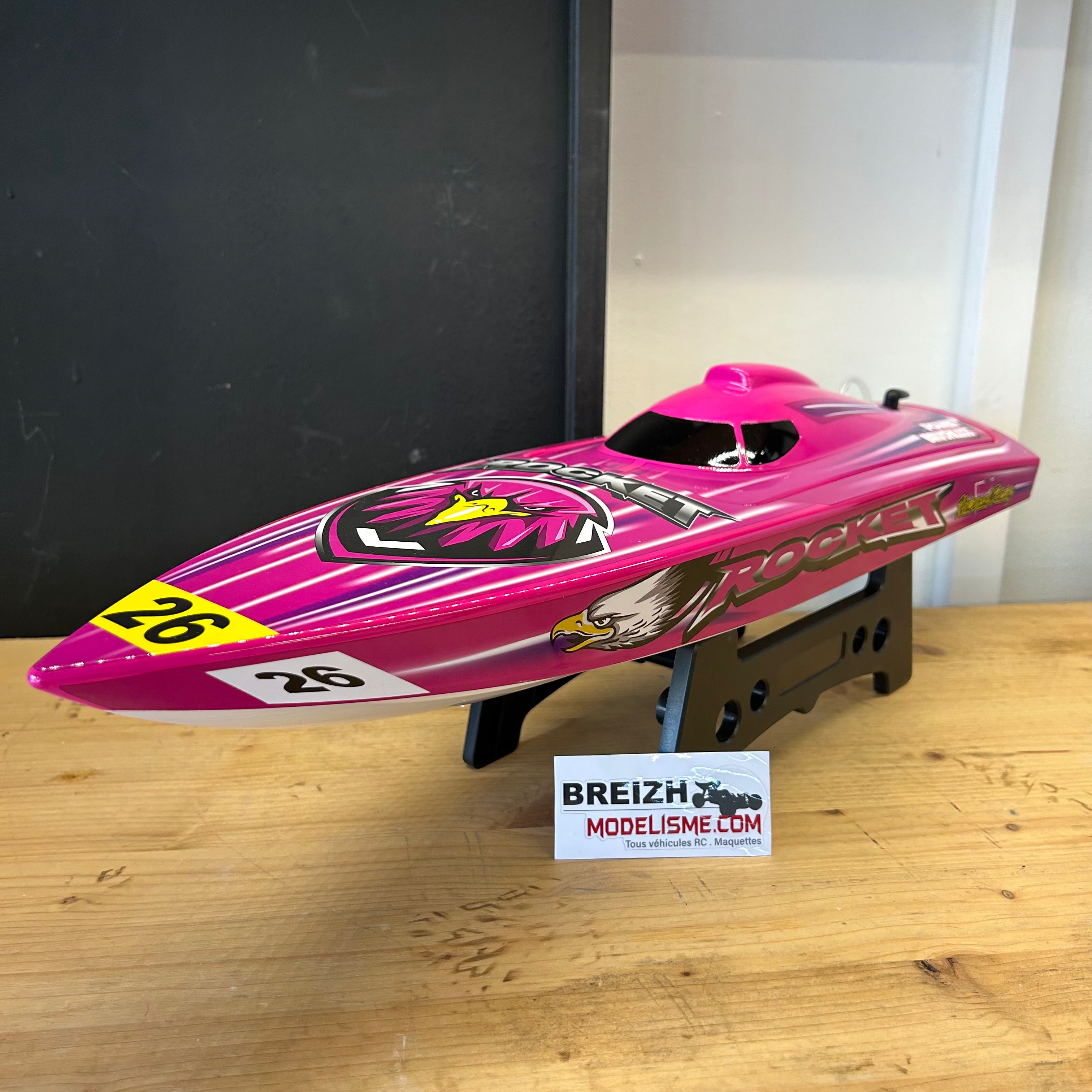 Bateau RC Brushless Joysway ROCKET Deep Vee V2 - 8651 (avec batterie et chargeur)