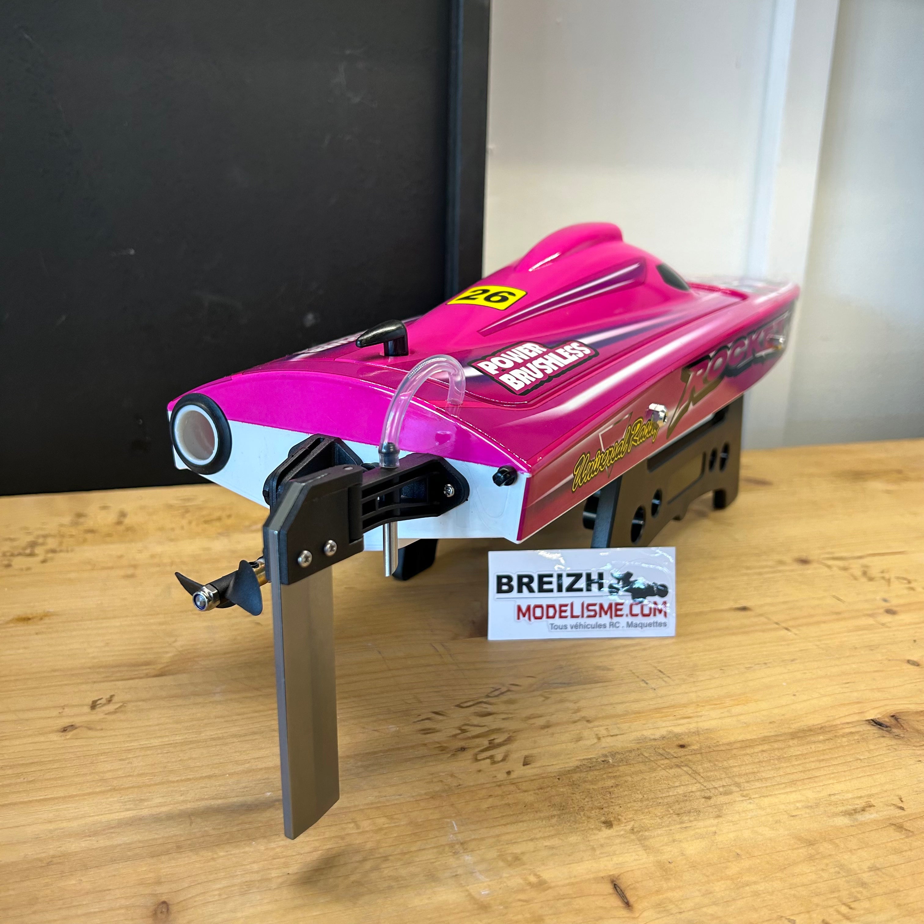 Bateau RC Brushless Joysway ROCKET Deep Vee V2 - 8651 (avec batterie et chargeur)