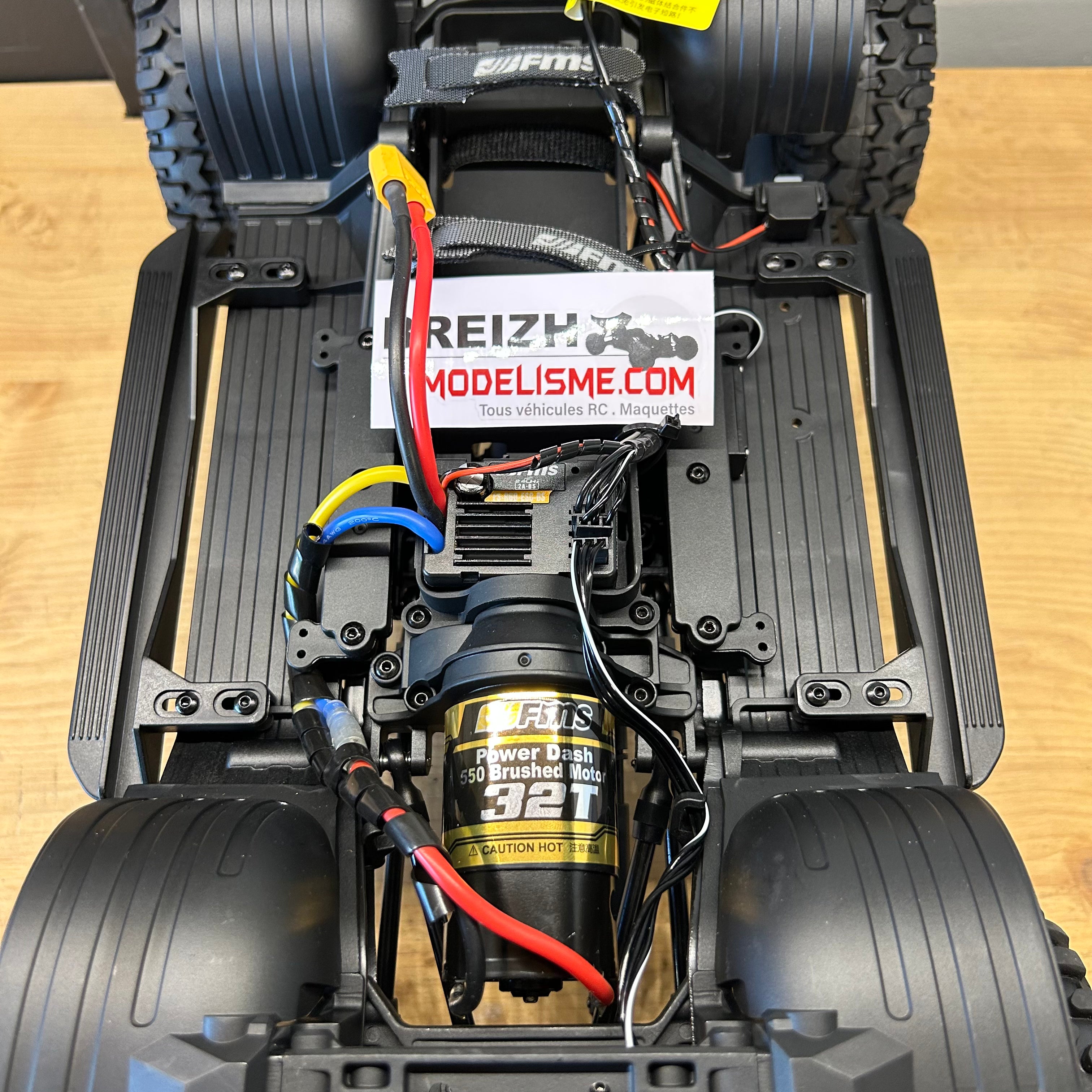 Crawler FMS 1/10 Toyota land Cruiser 80 FCX10 ARTR RS gris - FMS11042RS-GY-SP