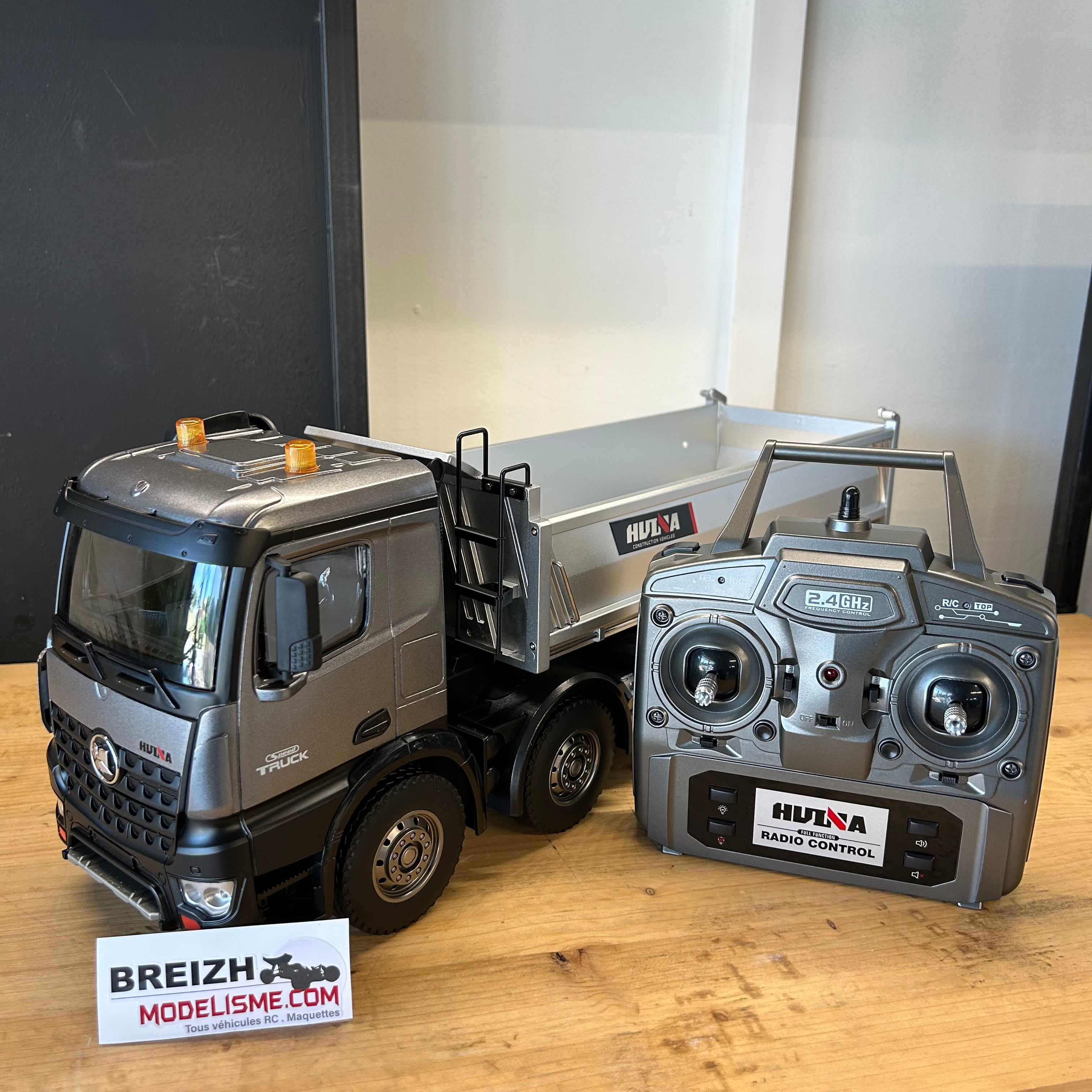 Camion benne télécommandé 1/14 HUINA Pro 13 canaux, 8 roues, avec godet en métal