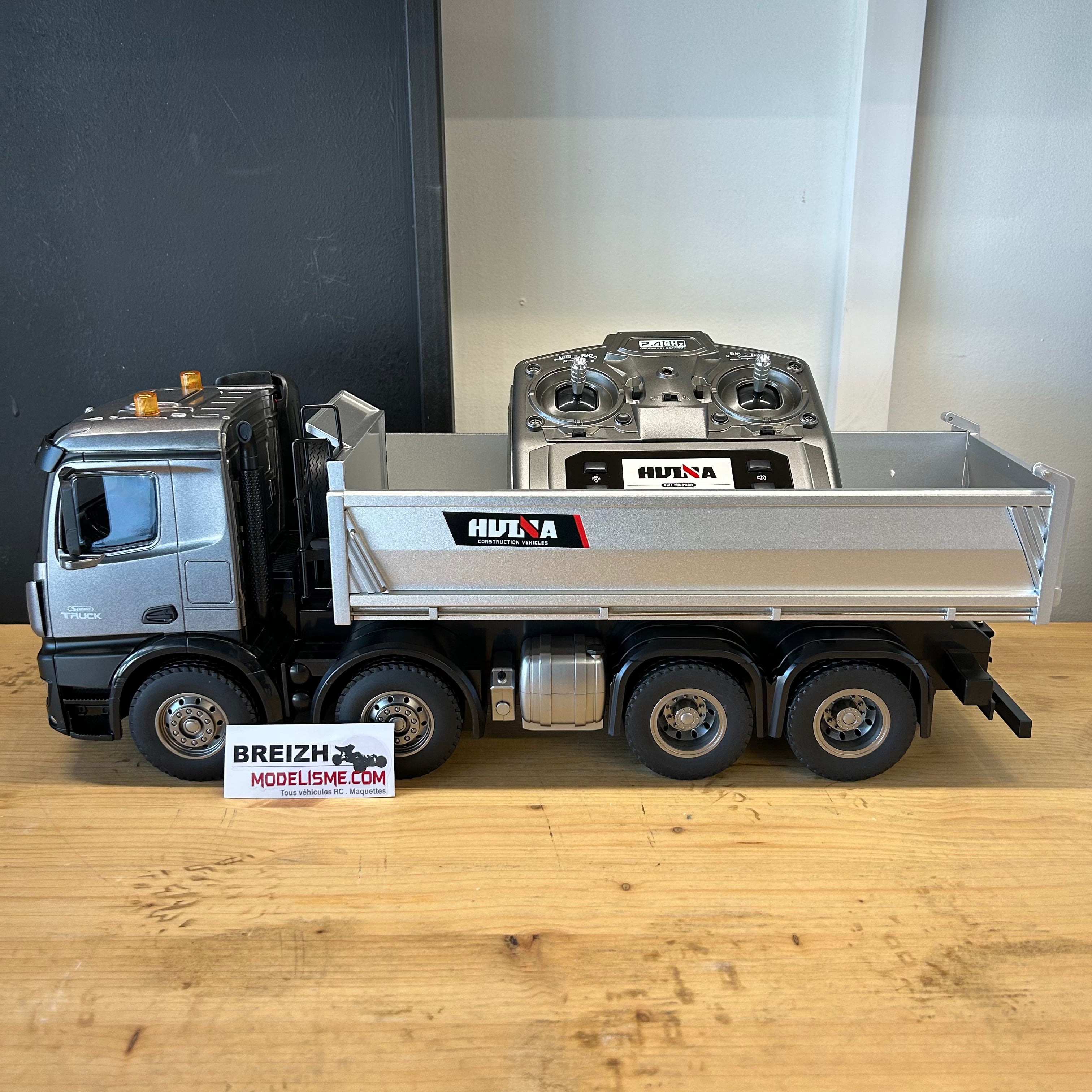 Camion benne télécommandé 1/14 HUINA Pro 13 canaux, 8 roues, avec godet en métal