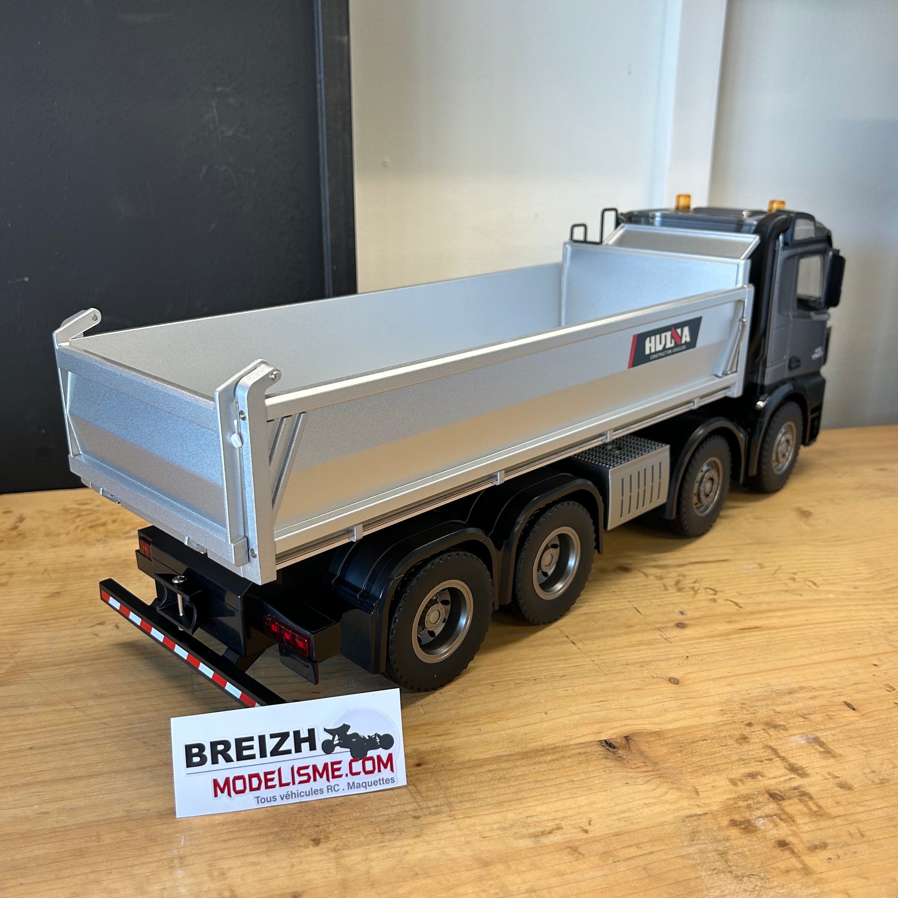 Camion benne télécommandé 1/14 HUINA Pro 13 canaux, 8 roues, avec godet en métal