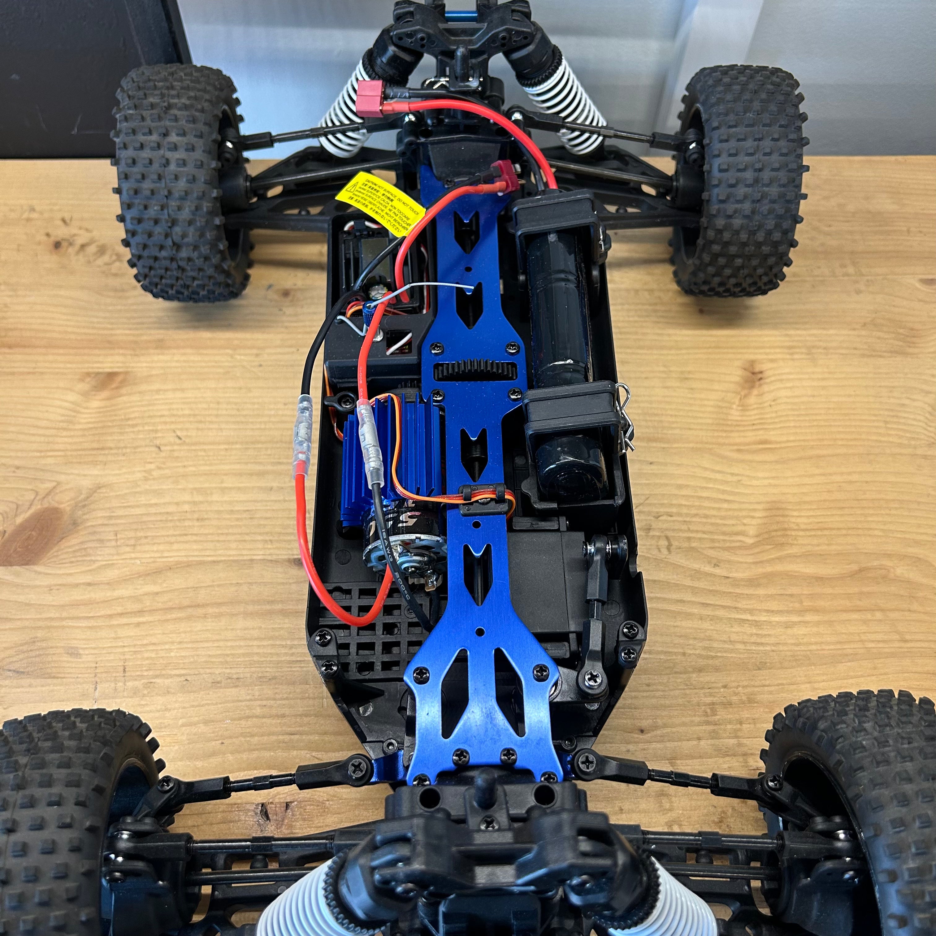 Occasion Buggy T2M Pirate Shooter V2 T4957 1/10 Orange - Breizh Modélisme.