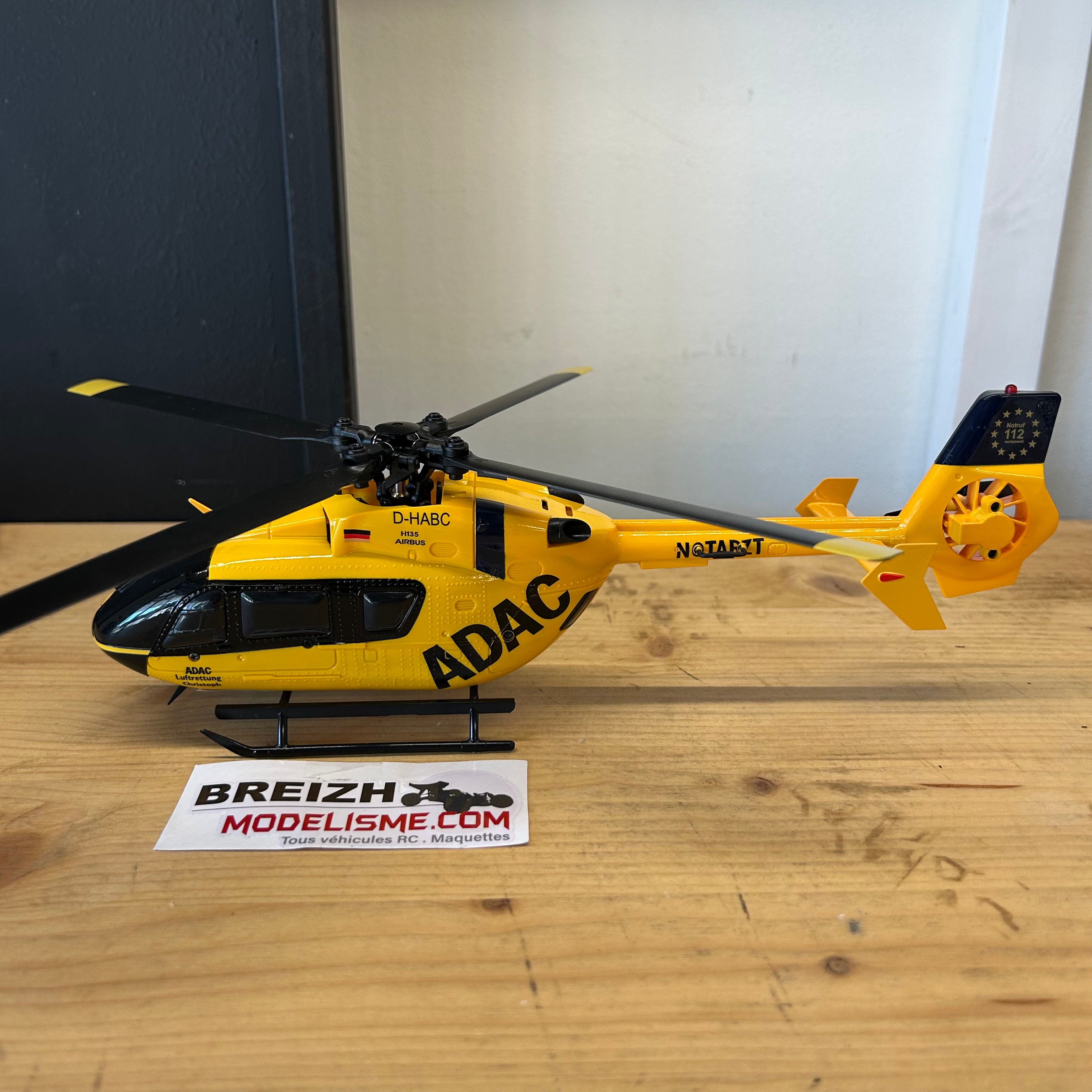 Hélicoptère radiocommandé EC135 (ADAC) RTF 15570