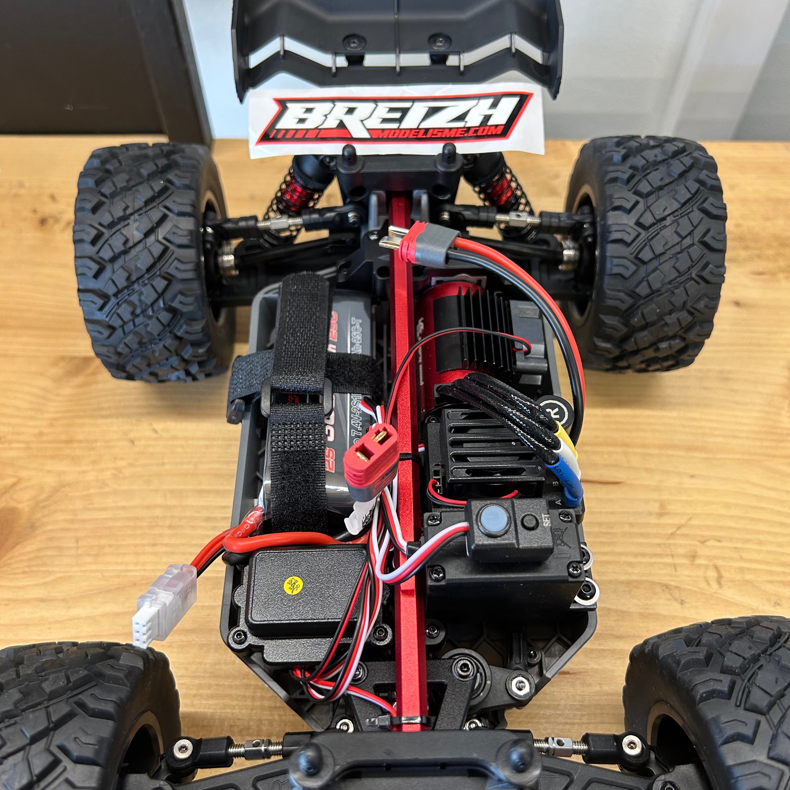 Truggy 4WD RTR MJX Hyper GO 14207 1/14