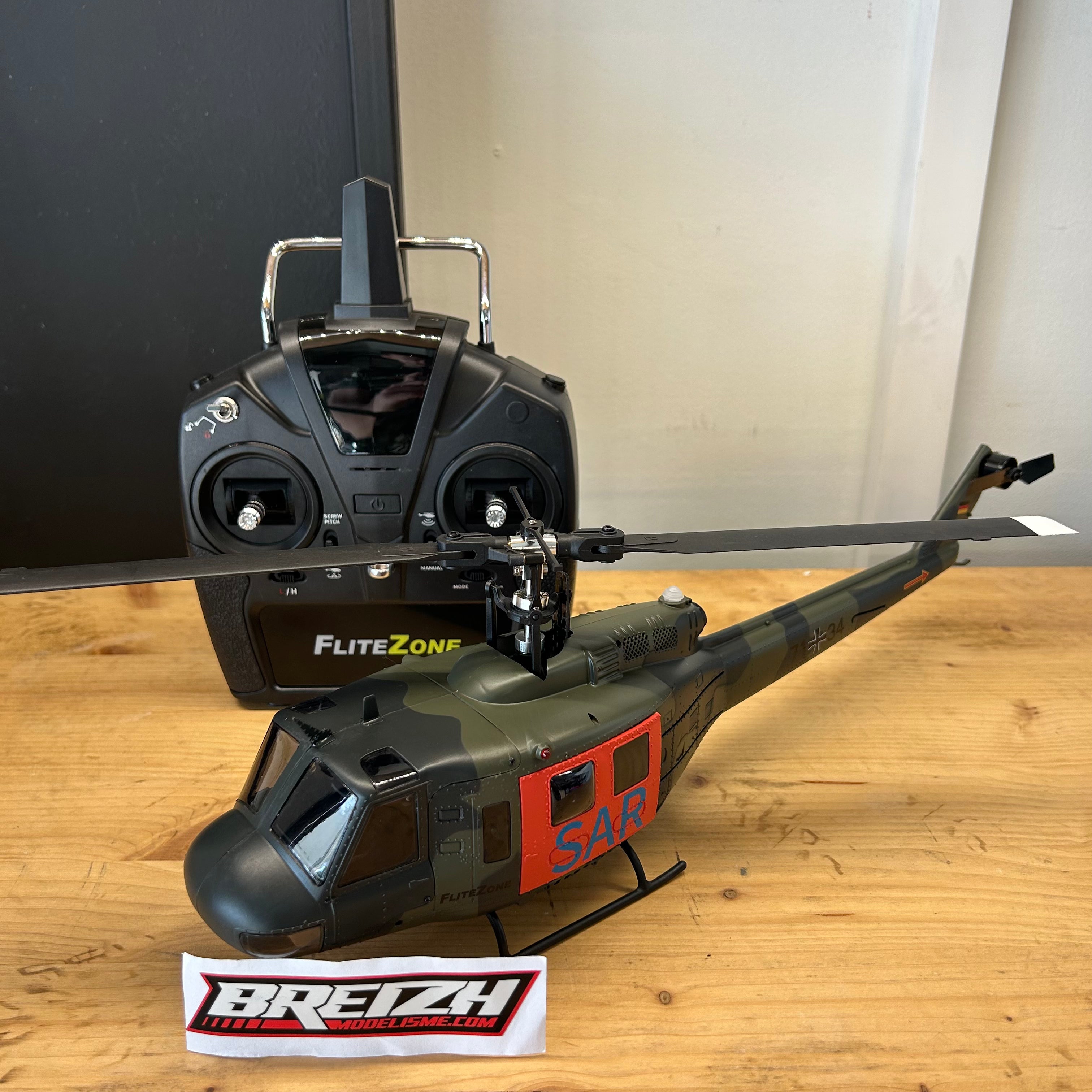 Hélicoptère Bell UH-1D (SAR) brushless RTF - 15650