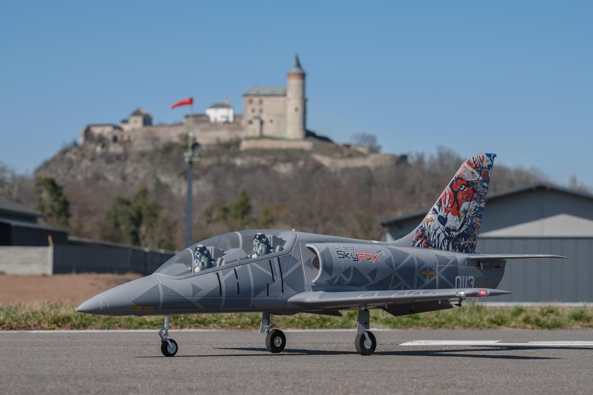 Kavan Jet L-39 Skyfox 1088mm EDF 6S KAV02.8095
