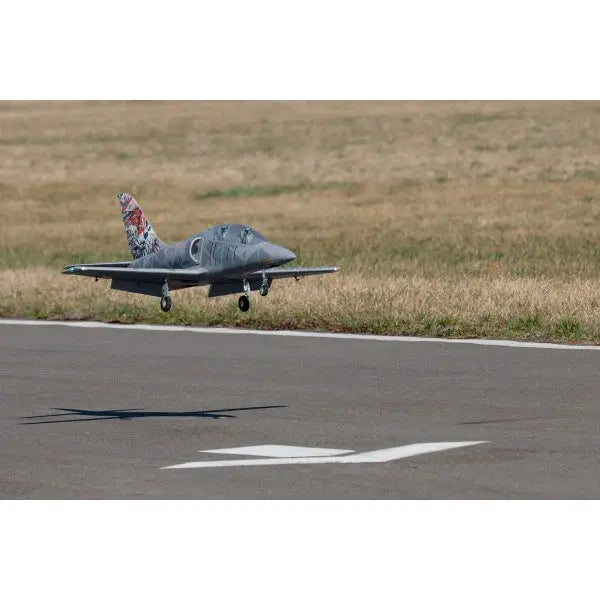Jet Kavan L-39 Skyfox 1088mm gris