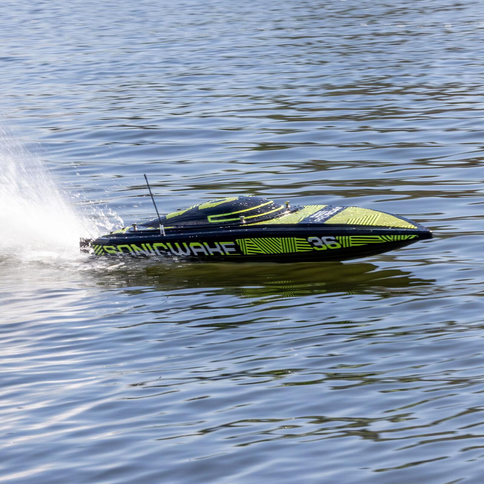 Bateau RC Sonicwake 36 V3 Brushless RTR ProBoat PRB-2171T1
