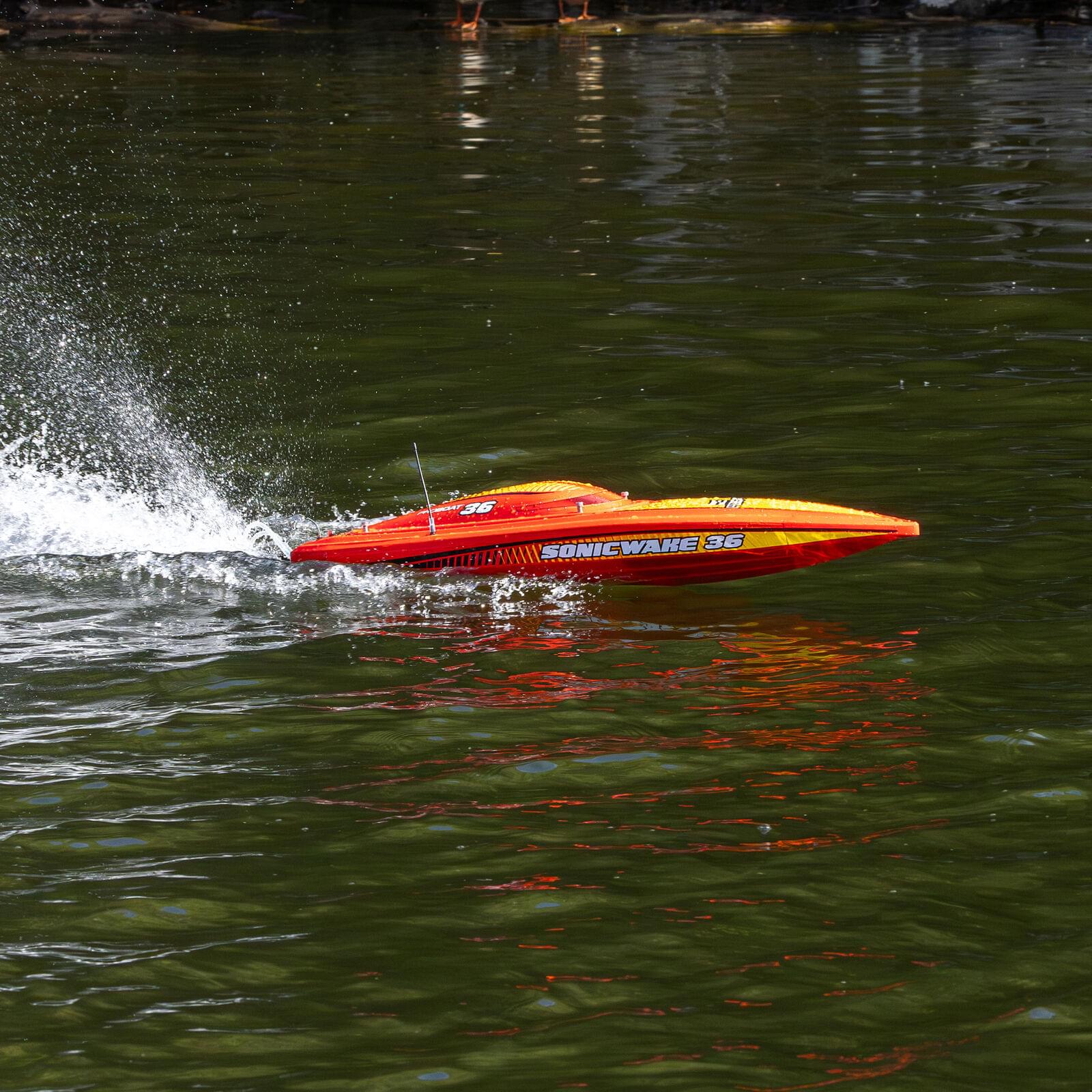 Bateau RC Sonicwake 36 V3 Brushless RTR ProBoat PRB-2171T2 - Breizh Modélisme.