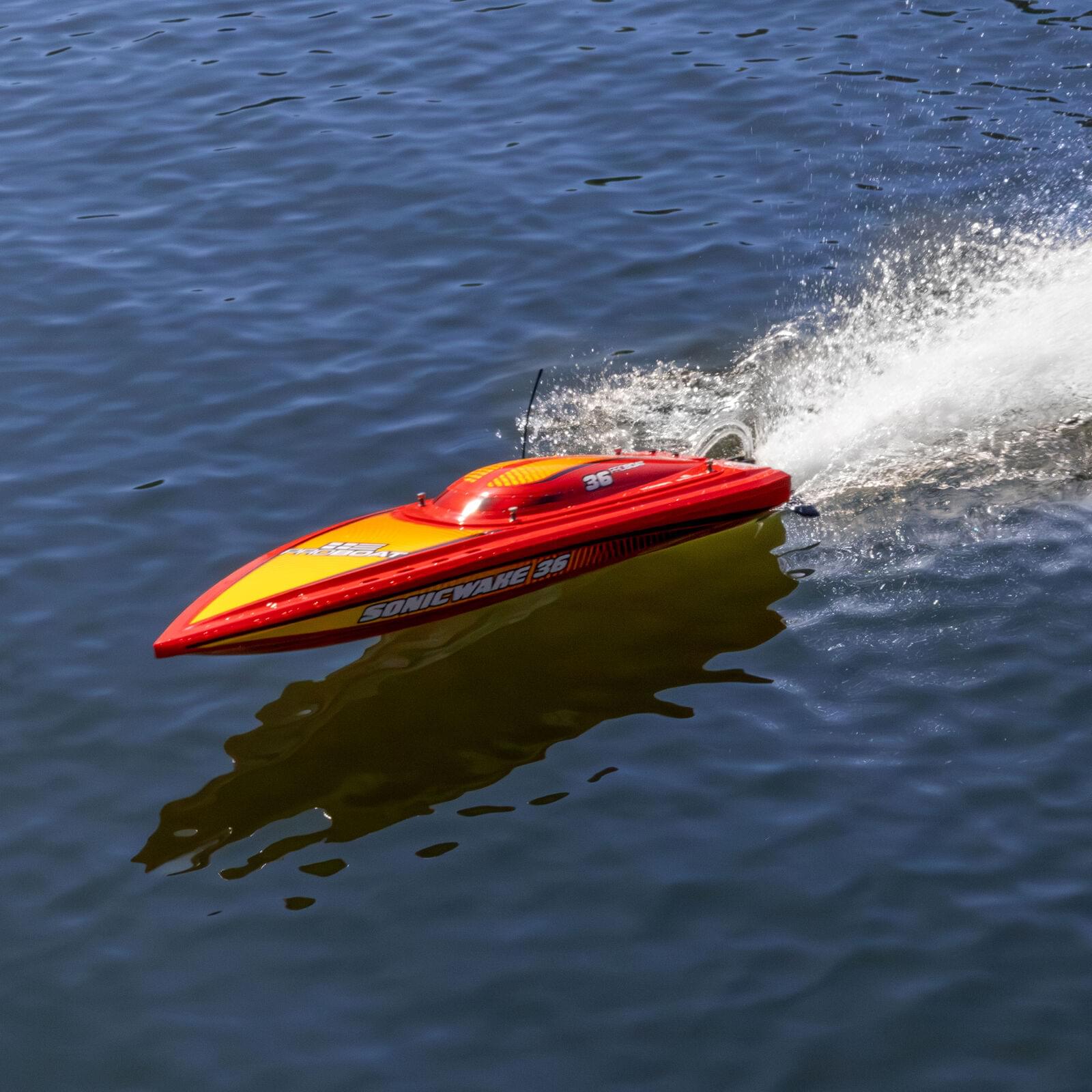 Bateau RC Sonicwake 36 V3 Brushless RTR ProBoat PRB-2171T2 - Breizh Modélisme.