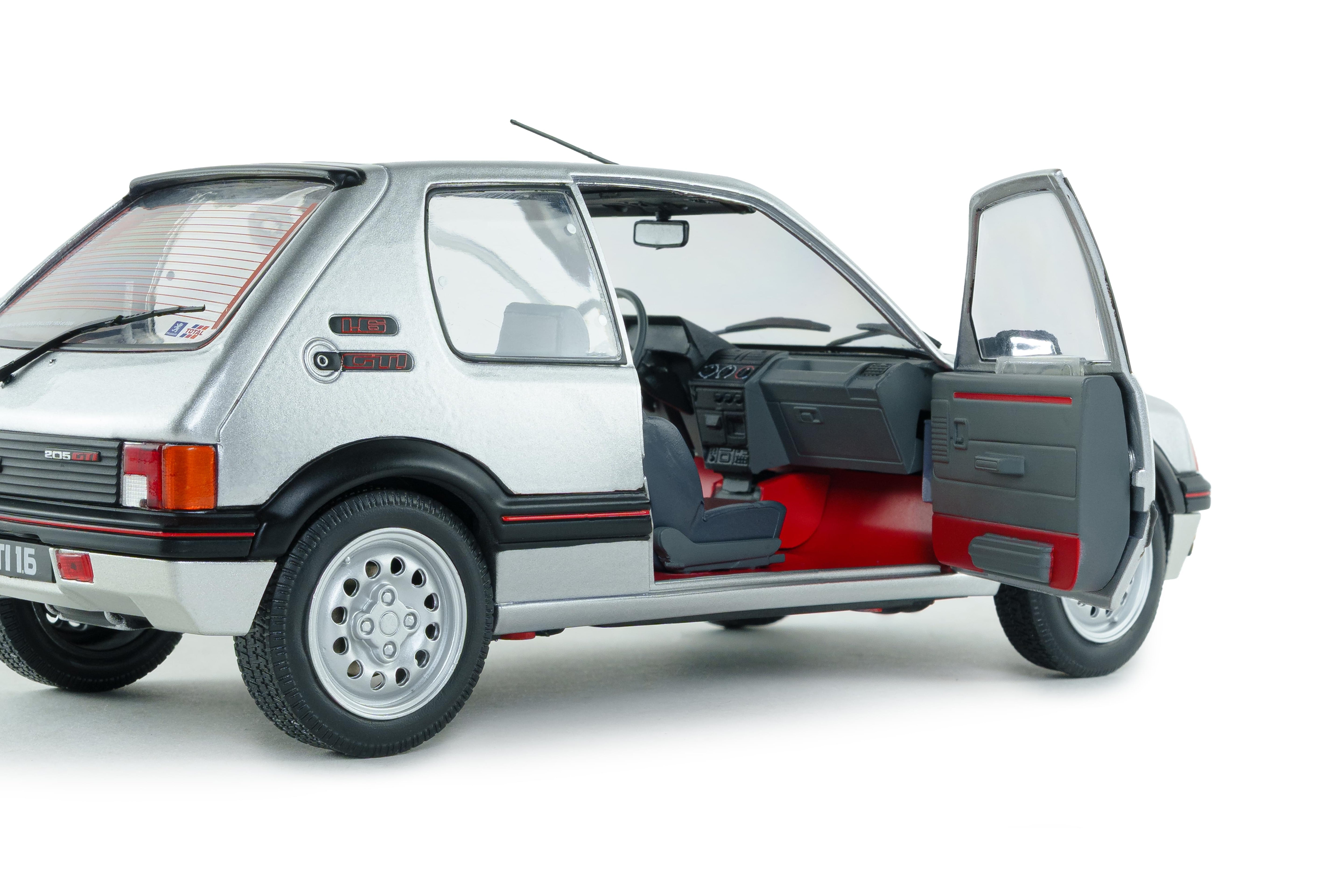 Solido S1801718 miniature collection 1/18 Peugeot 205 GTI 1,6l MK1 gris futura 1989 - Breizh Modélisme.