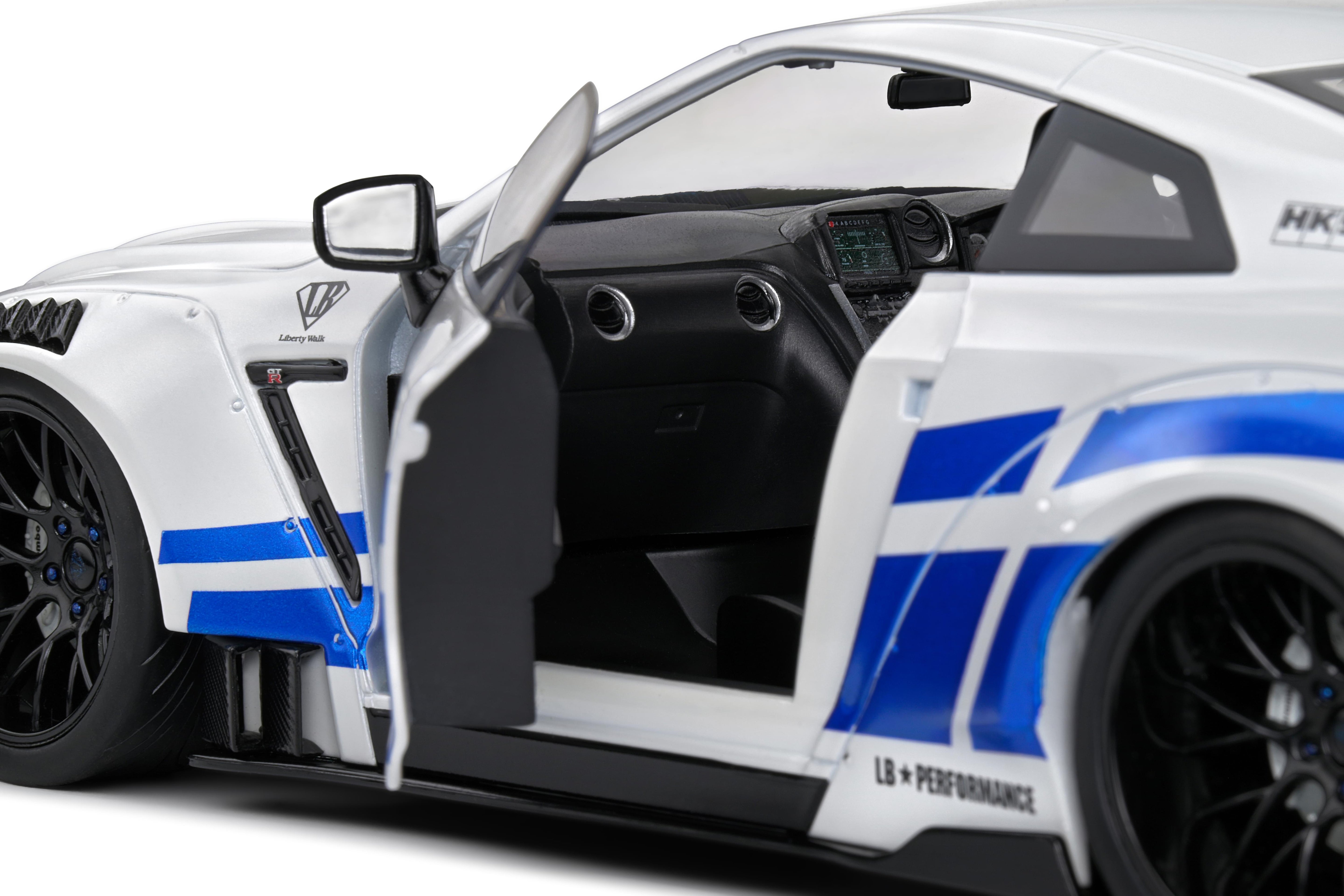 Solido S1805816 Voiture miniature collection 1/18 Nissan GT-R (R35) W/ Liberty Walk Body Kit 2.0 – White & Blue Stripes 2024