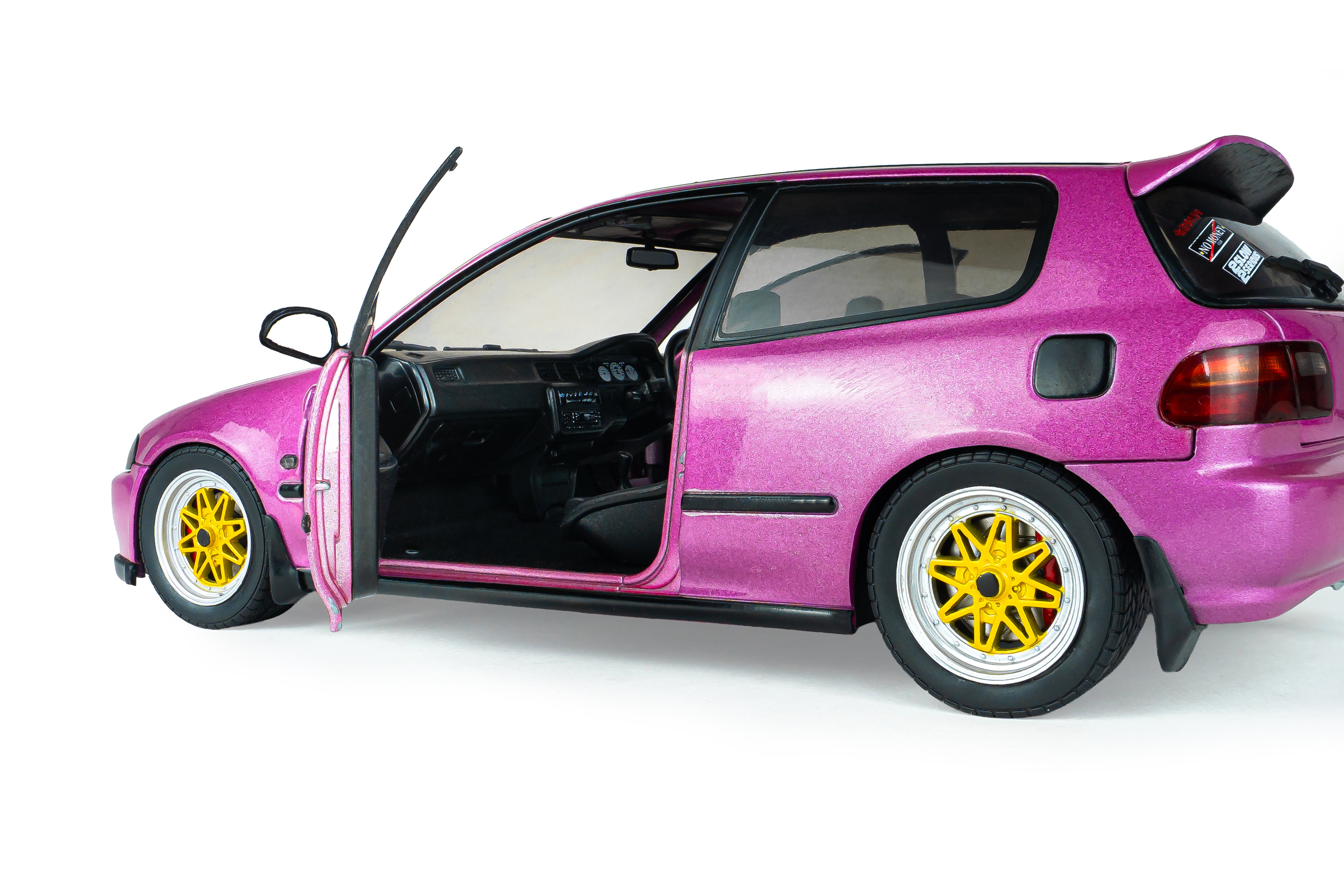 Solido S1813005 miniature collection 1/18 Nissan Skyline 2000 GT-R Hakosuka Liberty Walk - Breizh Modélisme.