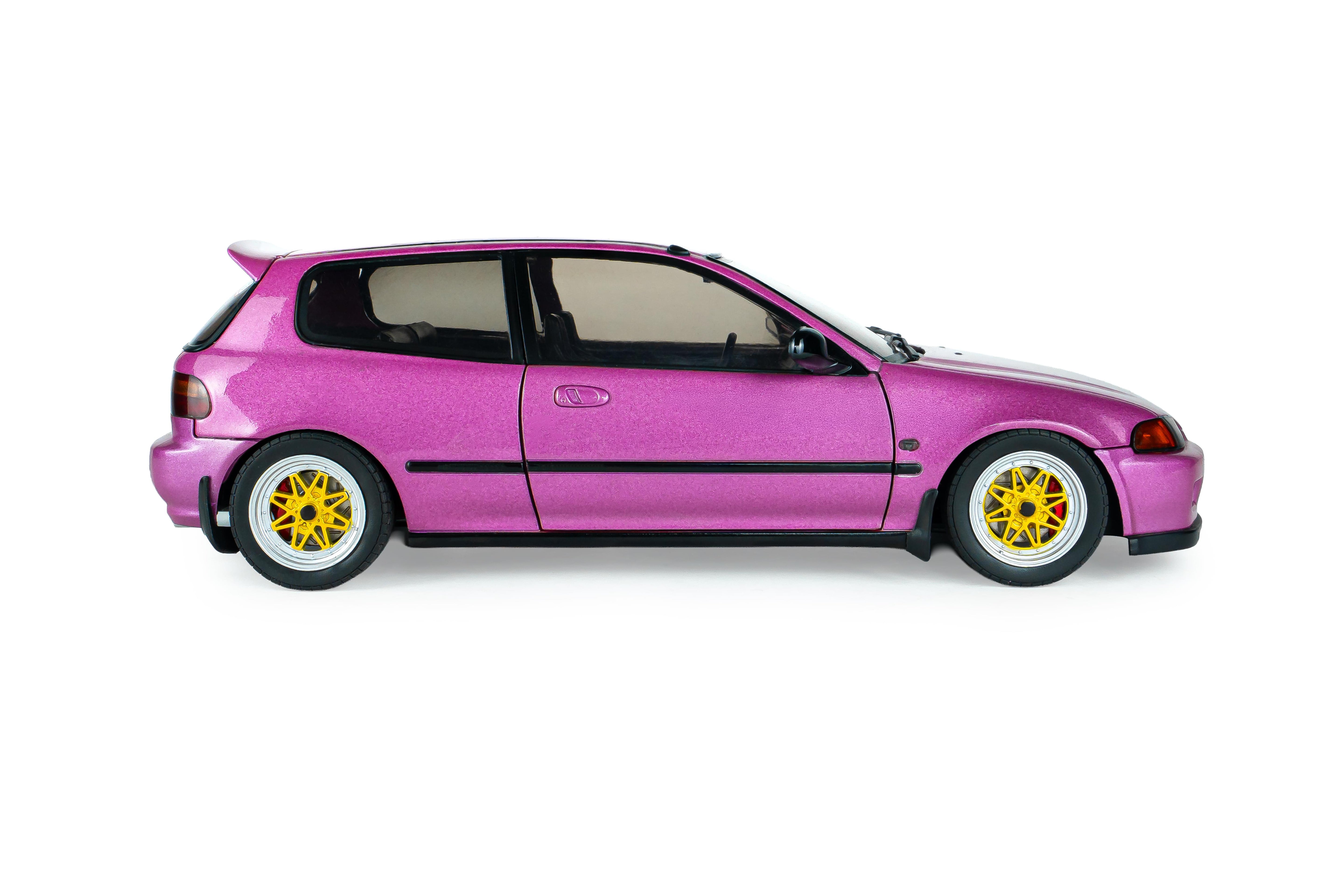 Solido S1813005 miniature collection 1/18 Nissan Skyline 2000 GT-R Hakosuka Liberty Walk - Breizh Modélisme.