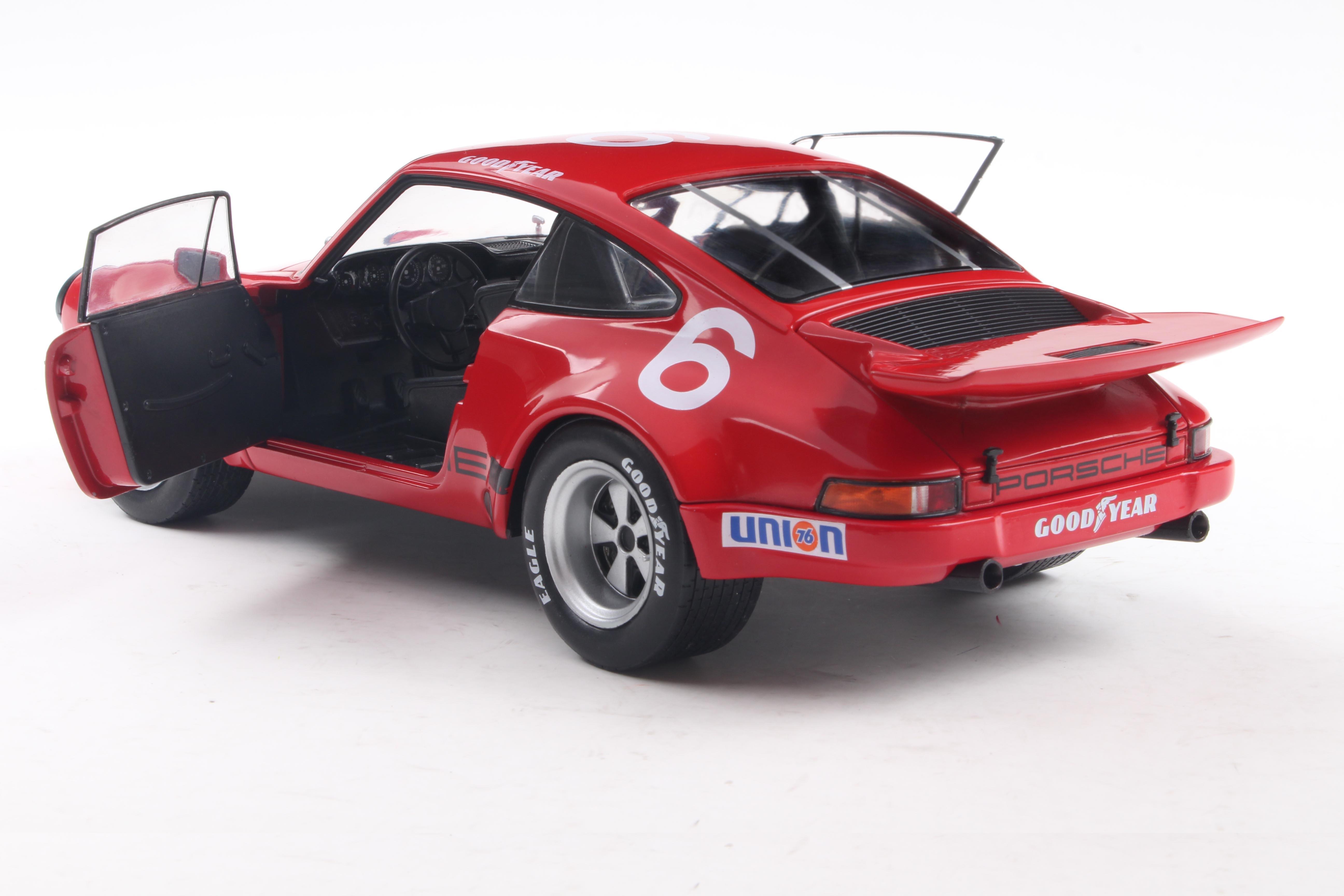 Solido S1810704 Voiture miniature collection 1/18 Porsche 911 IROC – IROC Daytona – 1974 – 6 Foyt