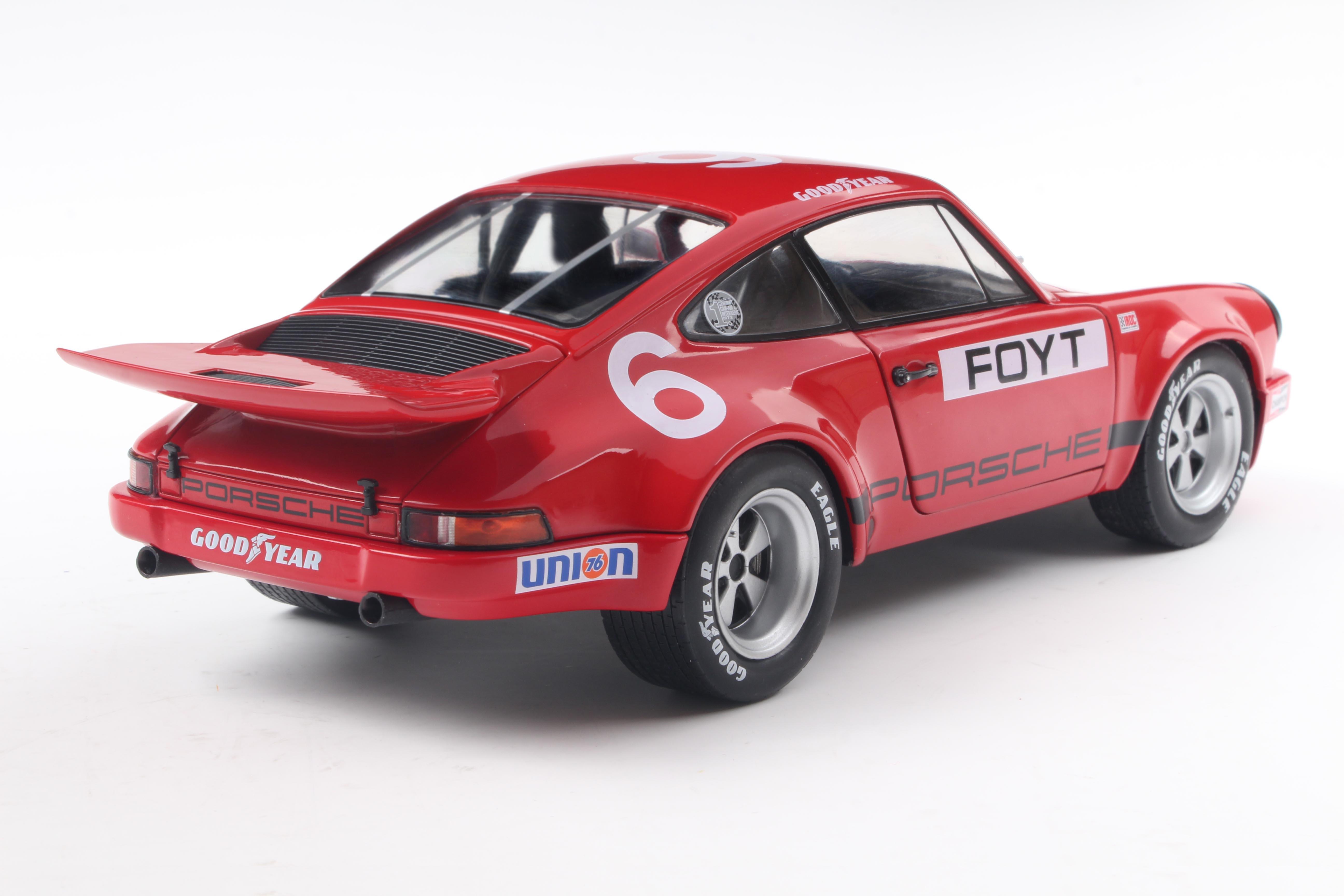 Solido S1810704 Voiture miniature collection 1/18 Porsche 911 IROC – IROC Daytona – 1974 – 6 Foyt