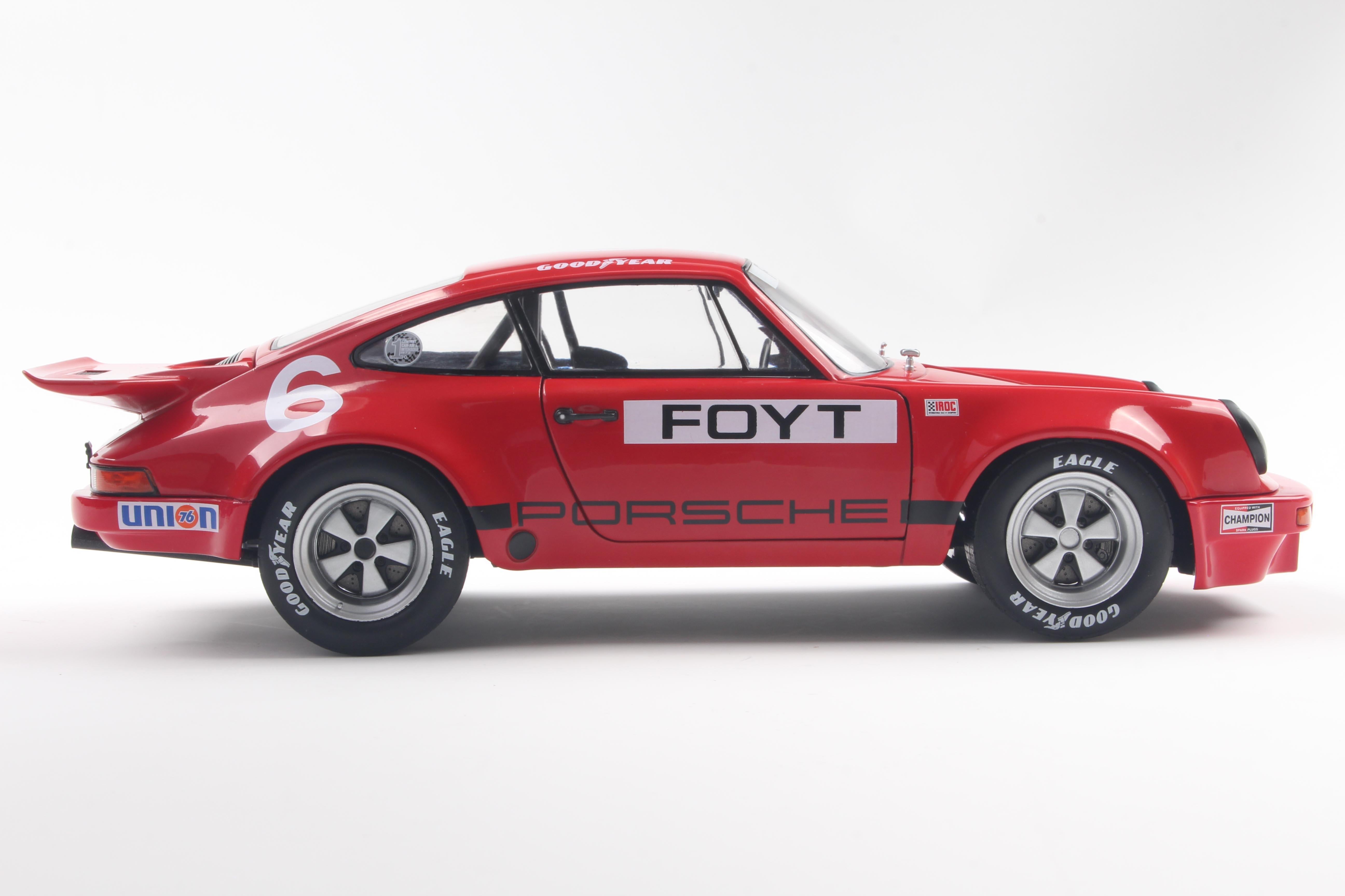 Solido S1810704 Voiture miniature collection 1/18 Porsche 911 IROC – IROC Daytona – 1974 – 6 Foyt