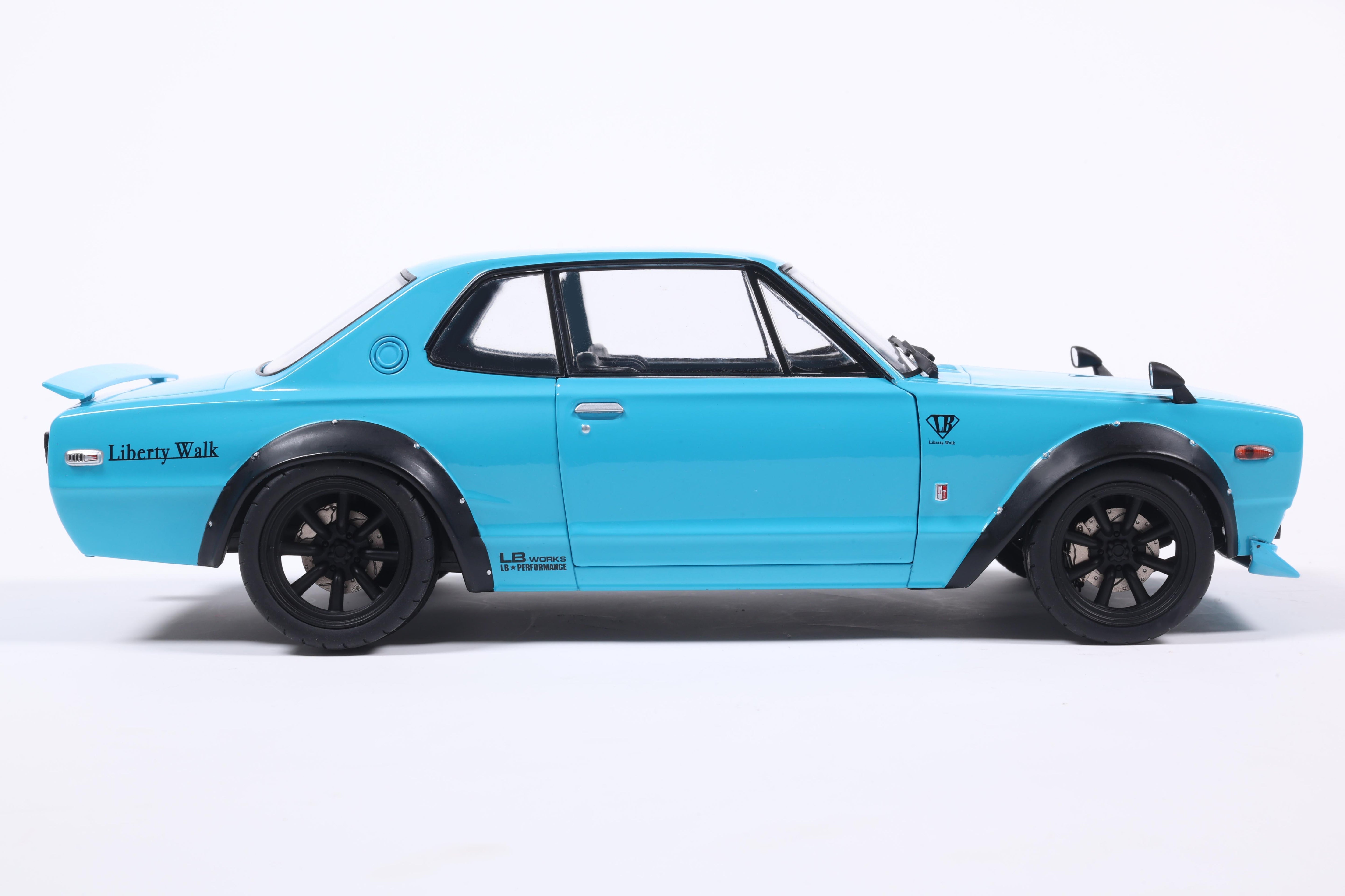 Solido S1813005 miniature collection 1/18 Nissan Skyline 2000 GT-R Hakosuka Liberty Walk