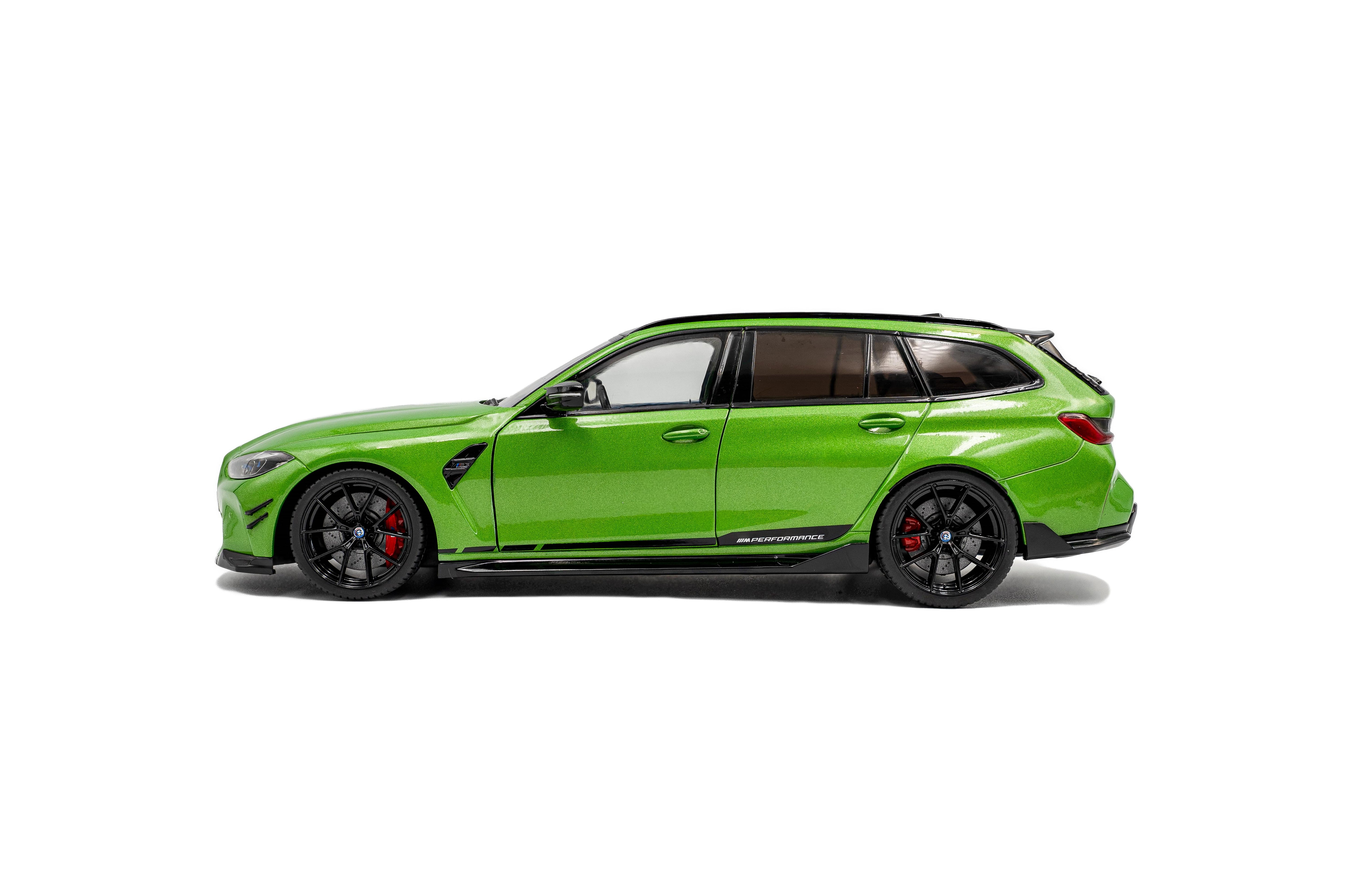 Solido S1813703 Voiture miniature collection 1/18 BMW Touring performance parts – Green Metallic – 2024