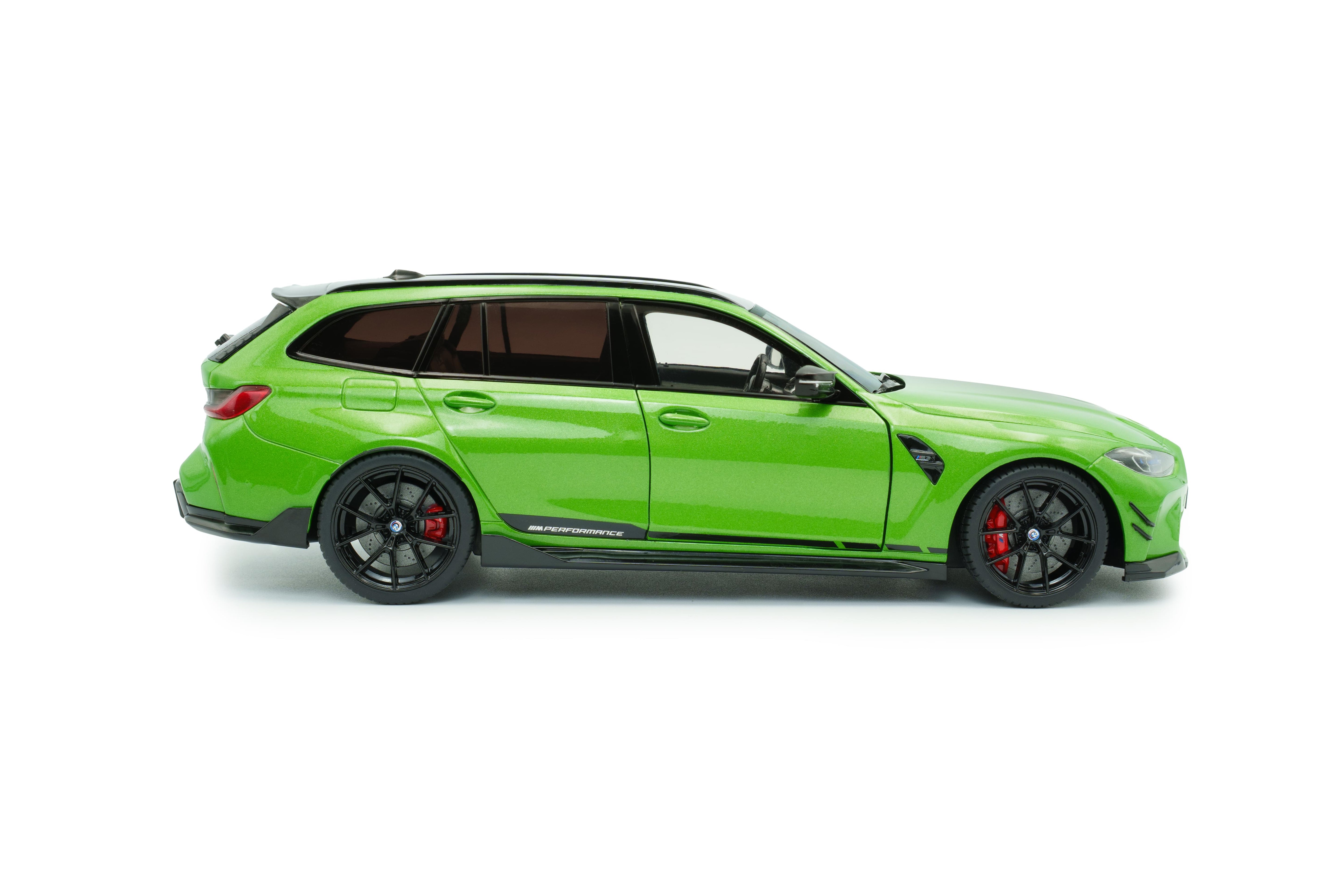 Solido S1813703 Voiture miniature collection 1/18 BMW Touring performance parts – Green Metallic – 2024