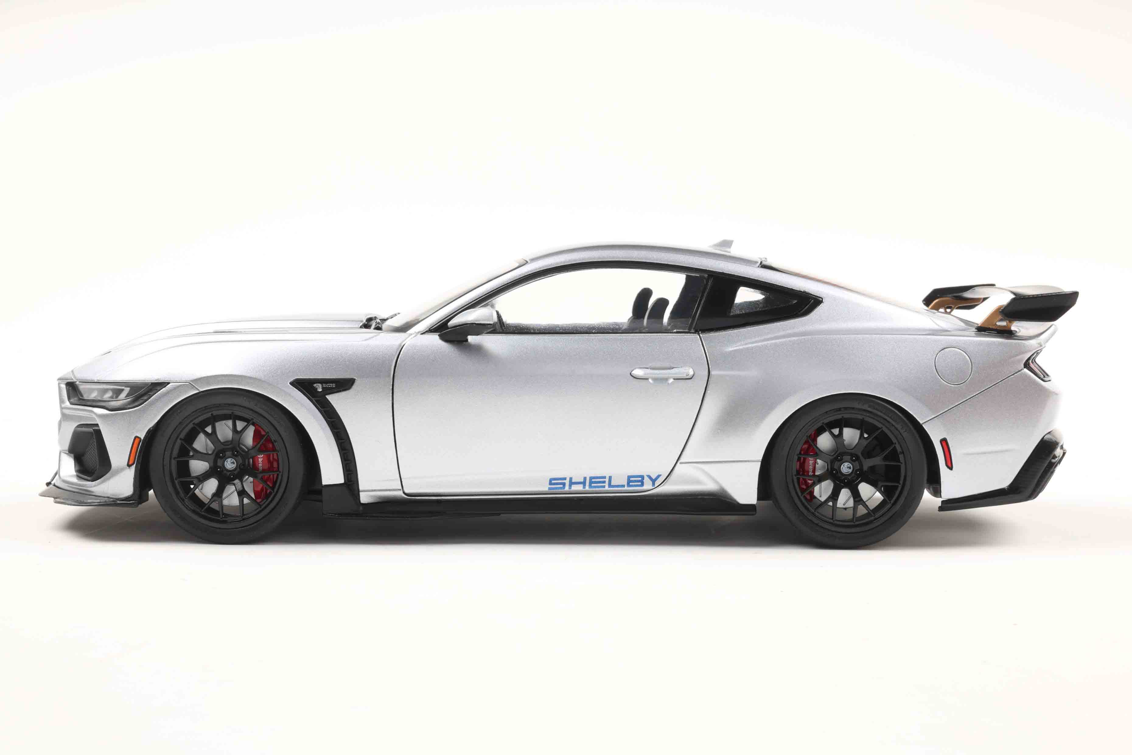 Solido S1813803 Voiture miniature collection 1/18 Shelby Mustang Super snake – Grise – 2025