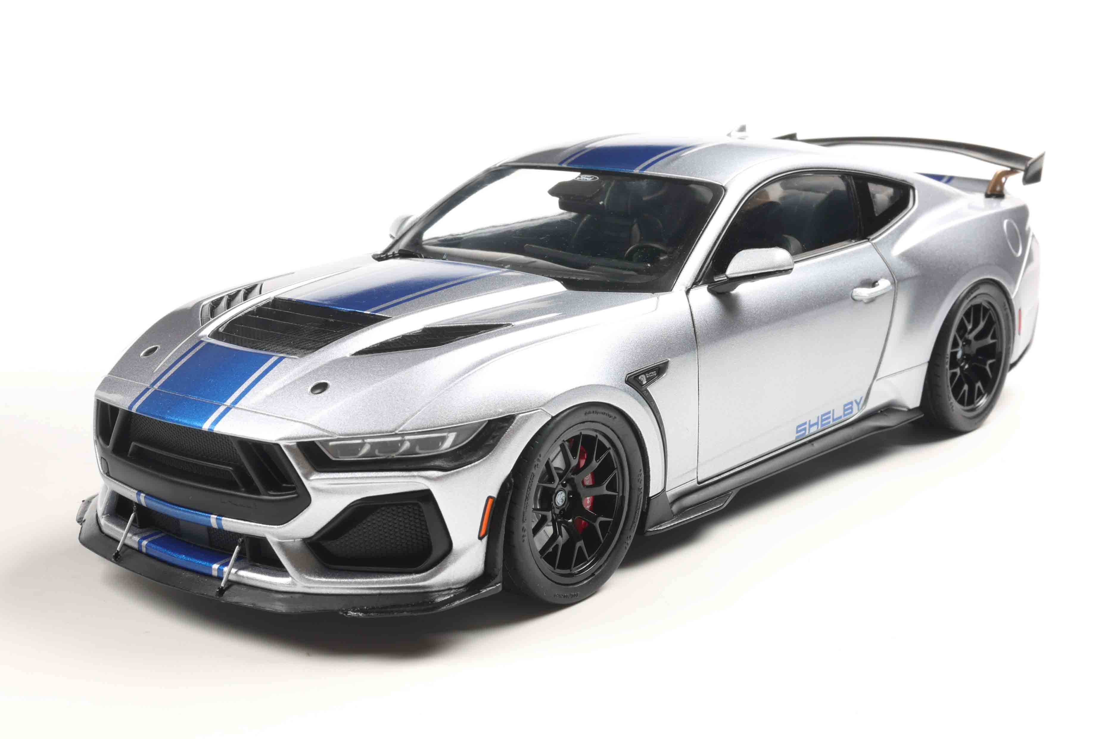 Solido S1813803 Voiture miniature collection 1/18 Shelby Mustang Super snake – Grise – 2025