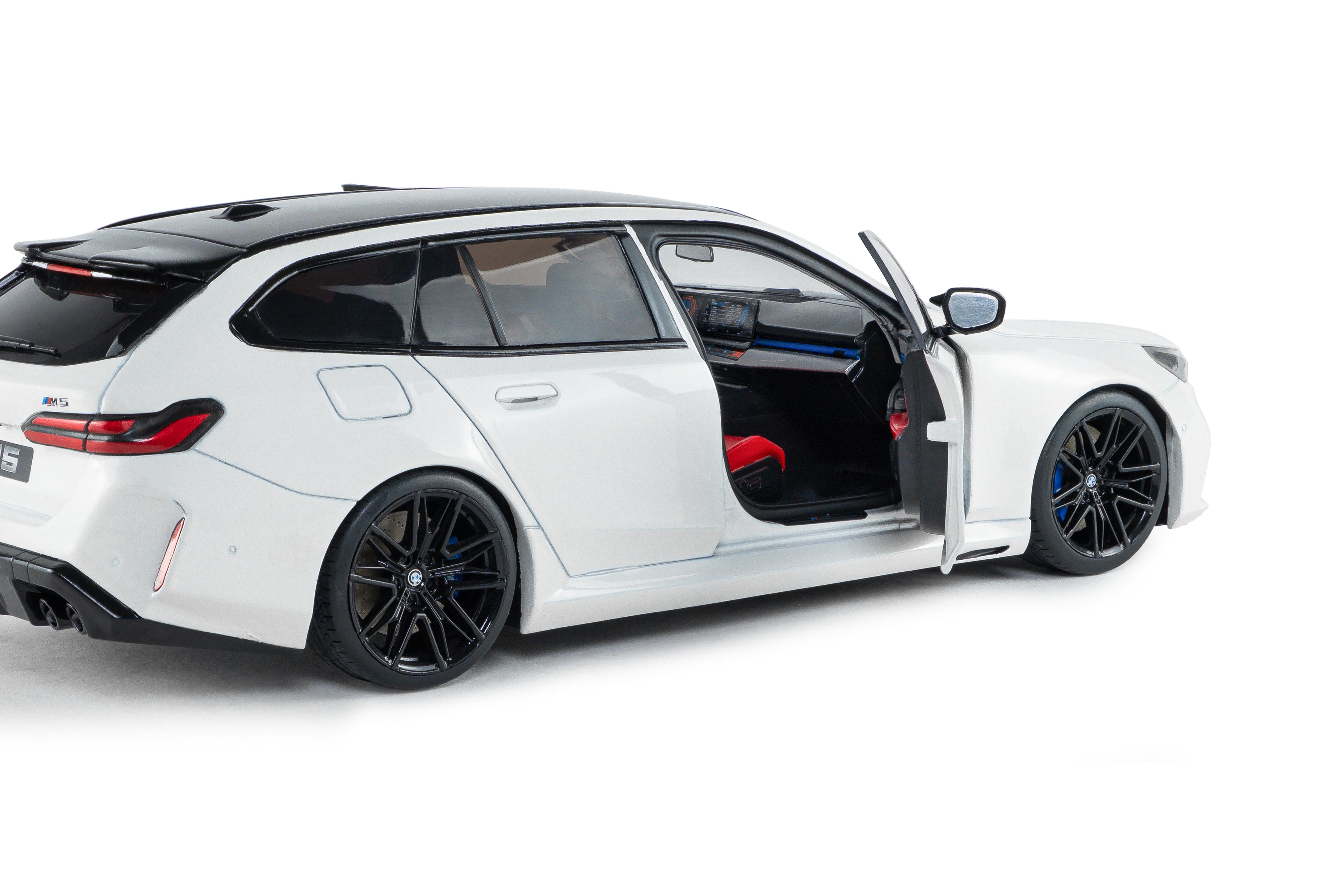 Solido S1814802 Voiture miniature collection 1/18 BMW M5 Touring – Alpine White Solid – 2025