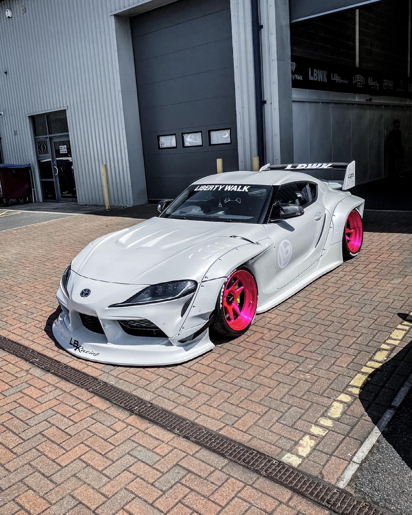 Solido S1815502 Voiture miniature collection 1/18 Toyota GR Supra Liberty Walk Body Kit 2025