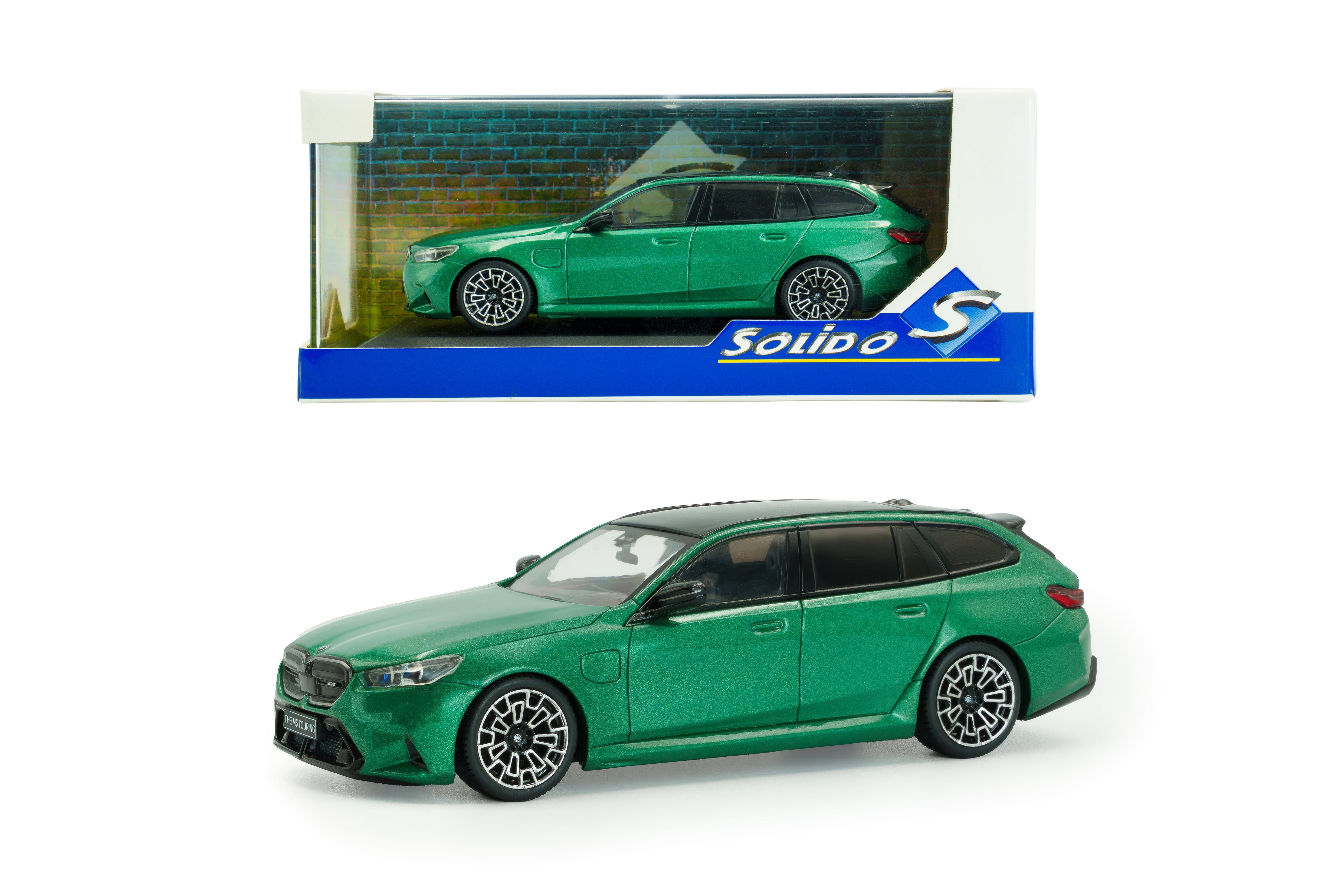 Voiture miniature 1/43 BMW M5 Touring 2024 Green Solido S4317503