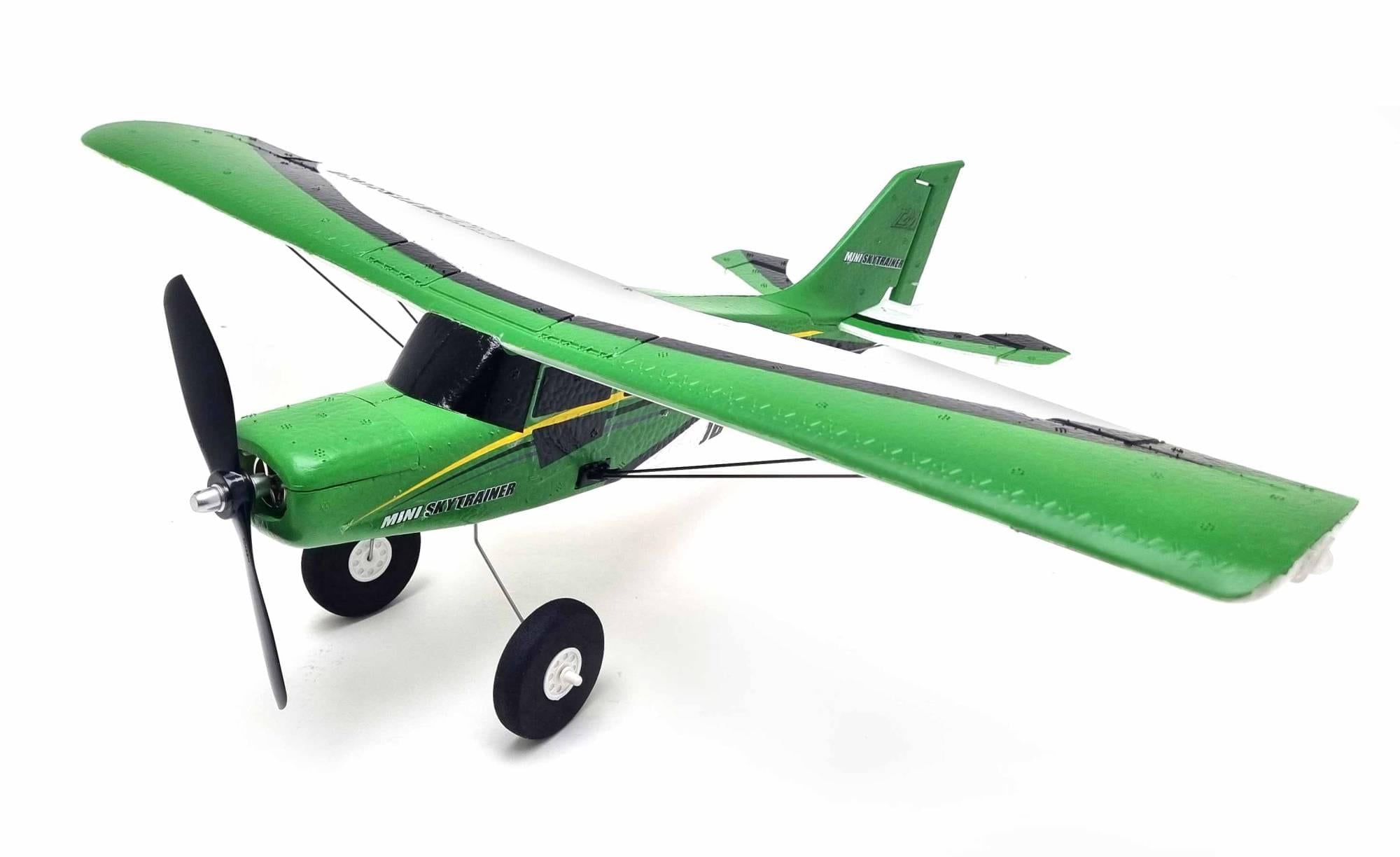 Avion débutant mini Skytrainer vert - T4531GR - Breizh Modélisme.